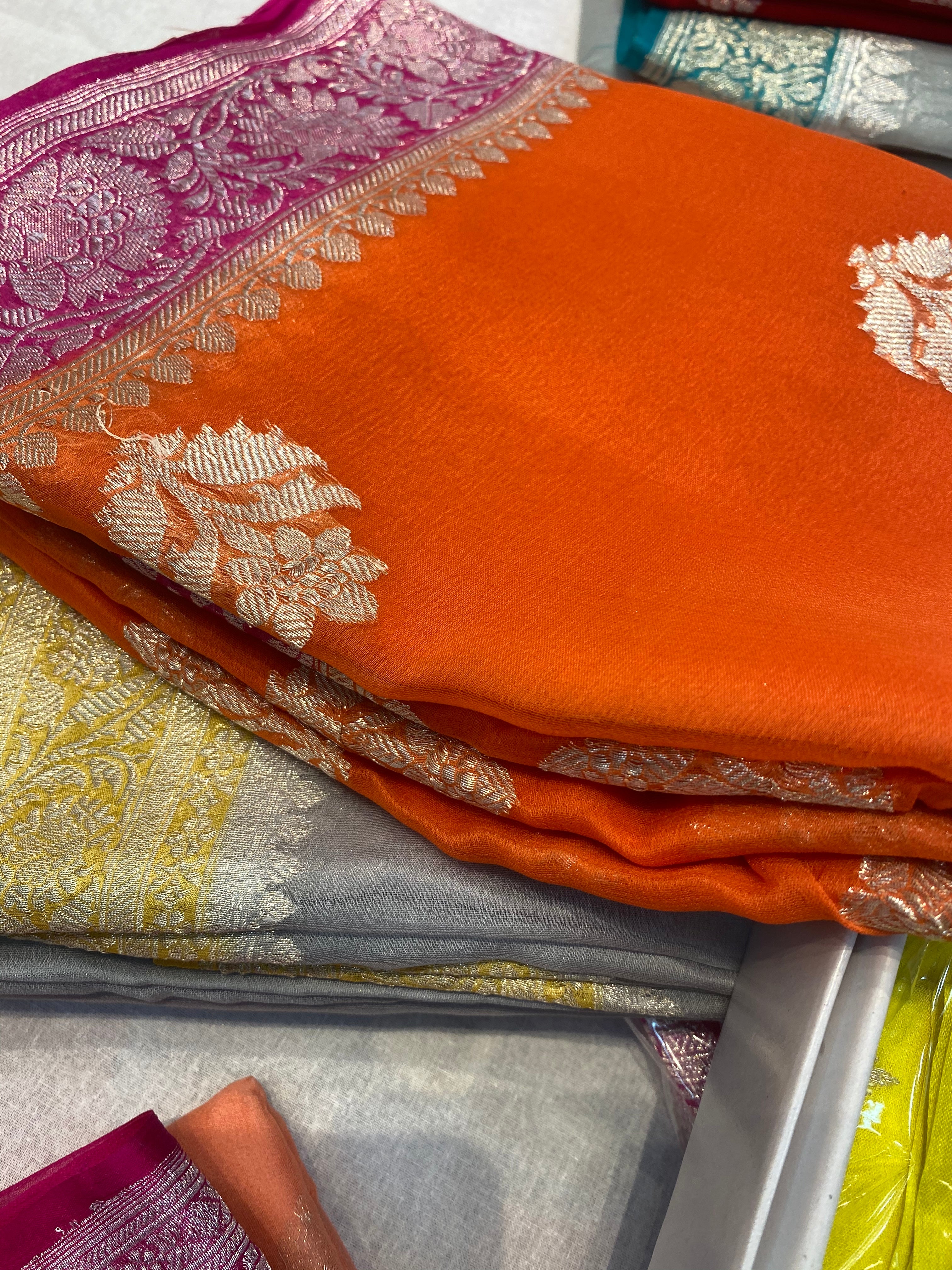 BENARAS PURE CHIFFON