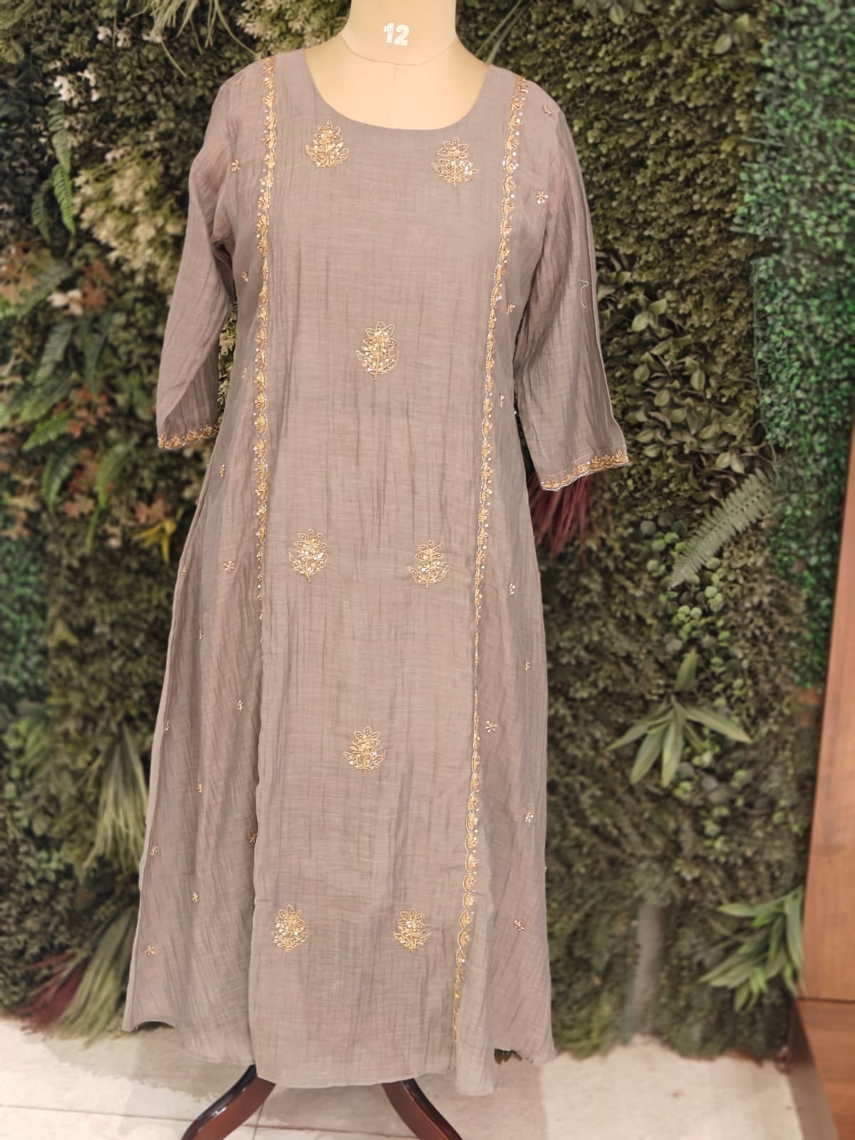 Gray Mul Chanderi Hand Embroidery Airline Kurtha 392