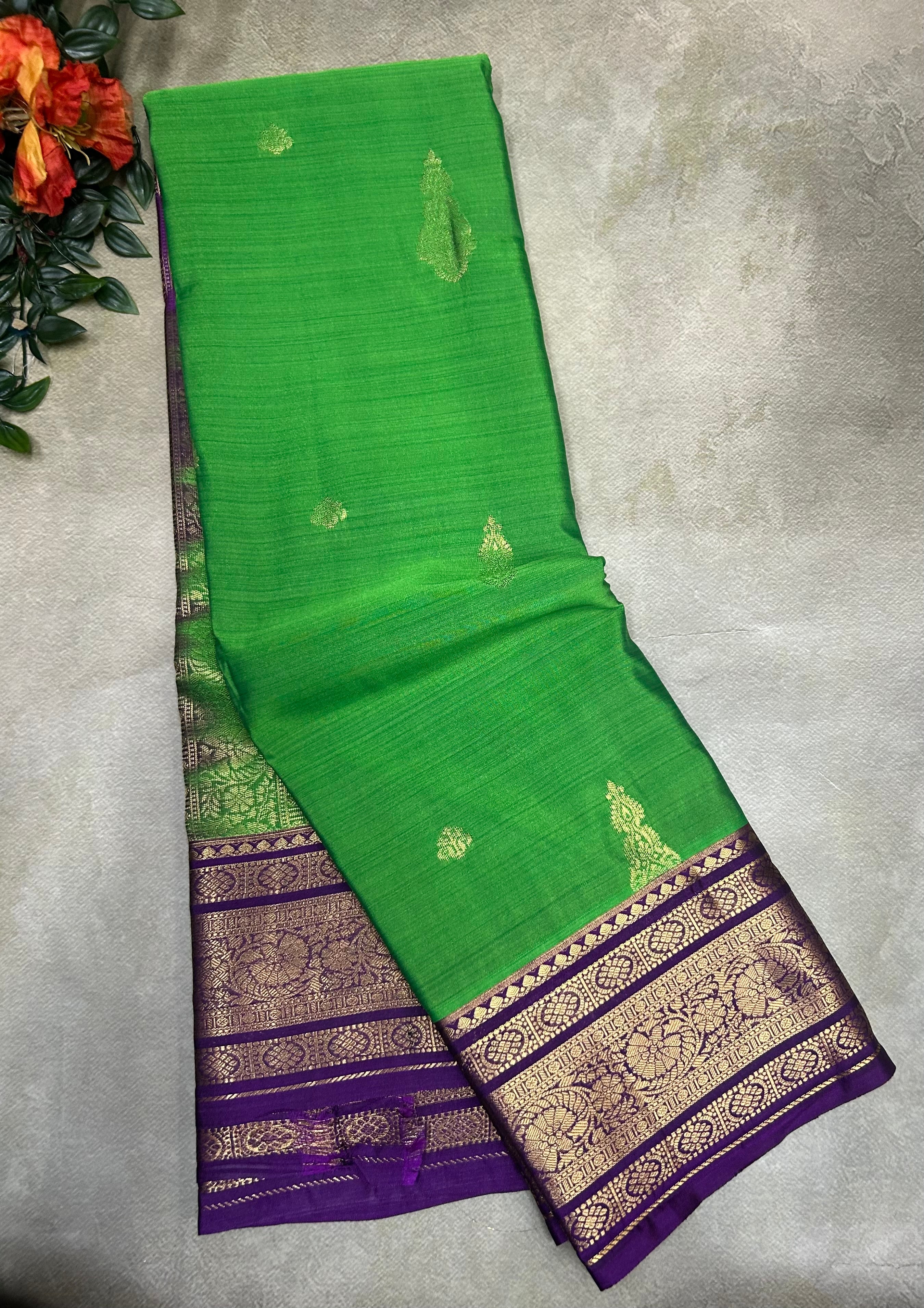 Green small border semi Kanchi-105 saree