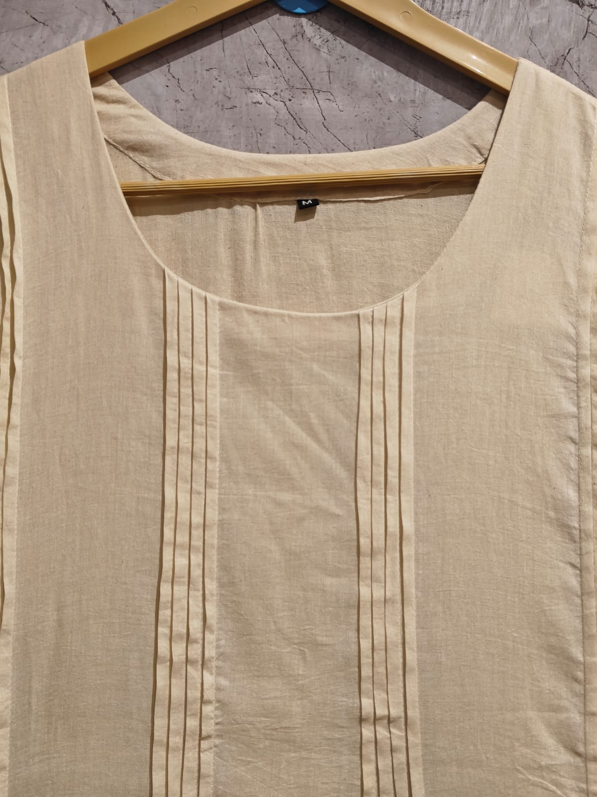 Cream Mul Cotton Thread Embroidery Airline Kurtha