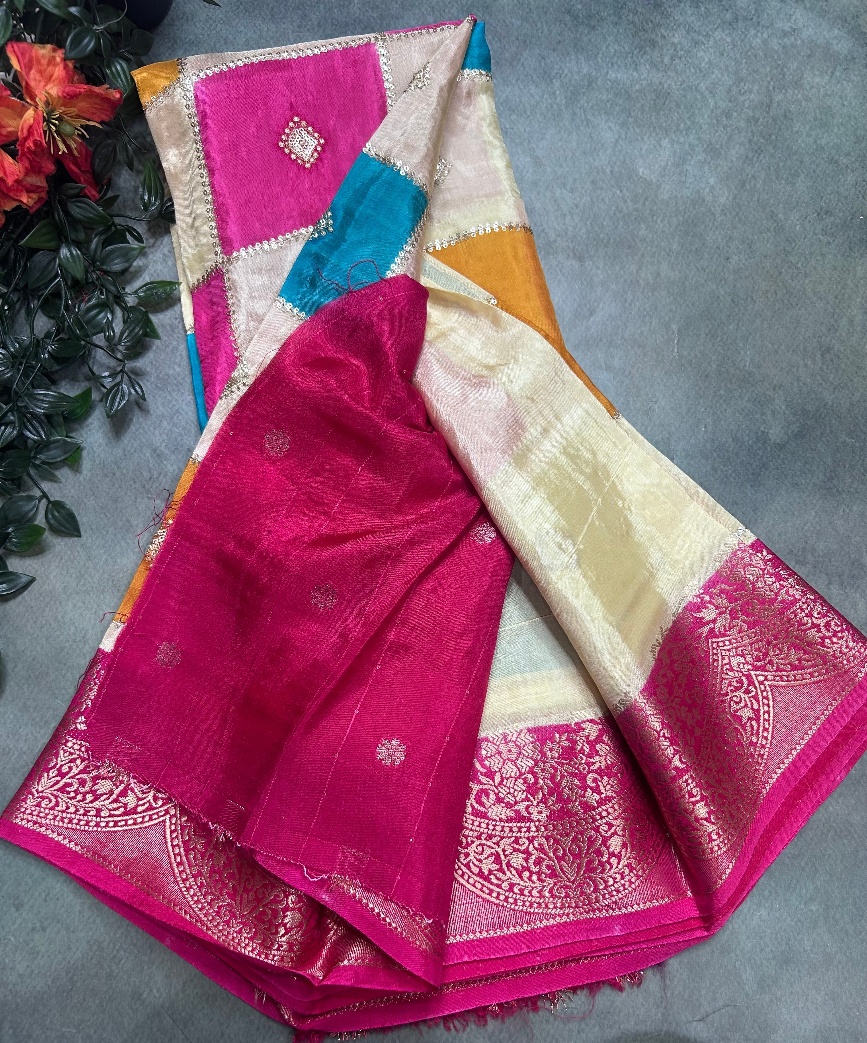 Multicolour checks n small border dola crepe 106 saree