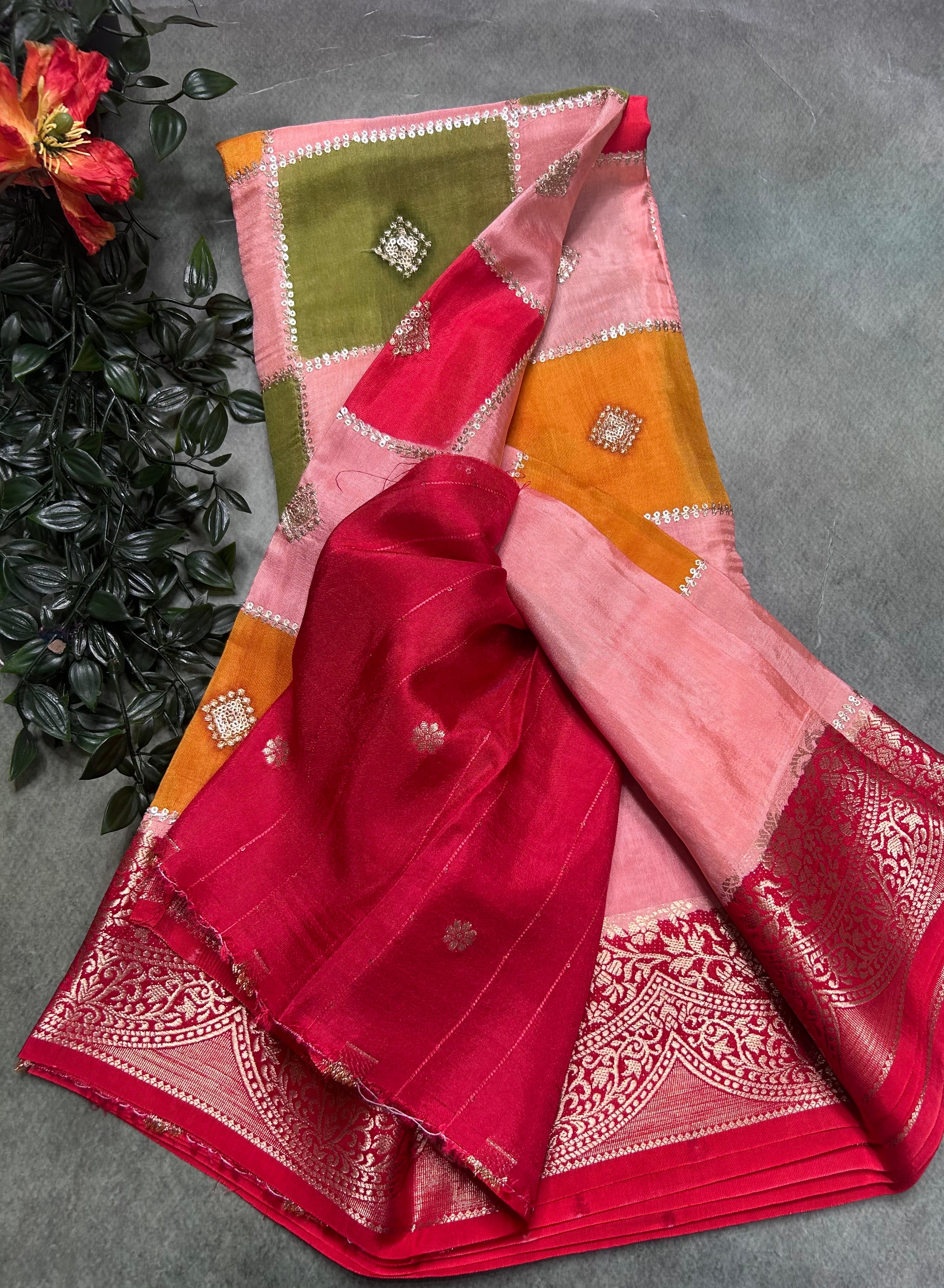 Multicolour checks n small border dola crepe 106 saree