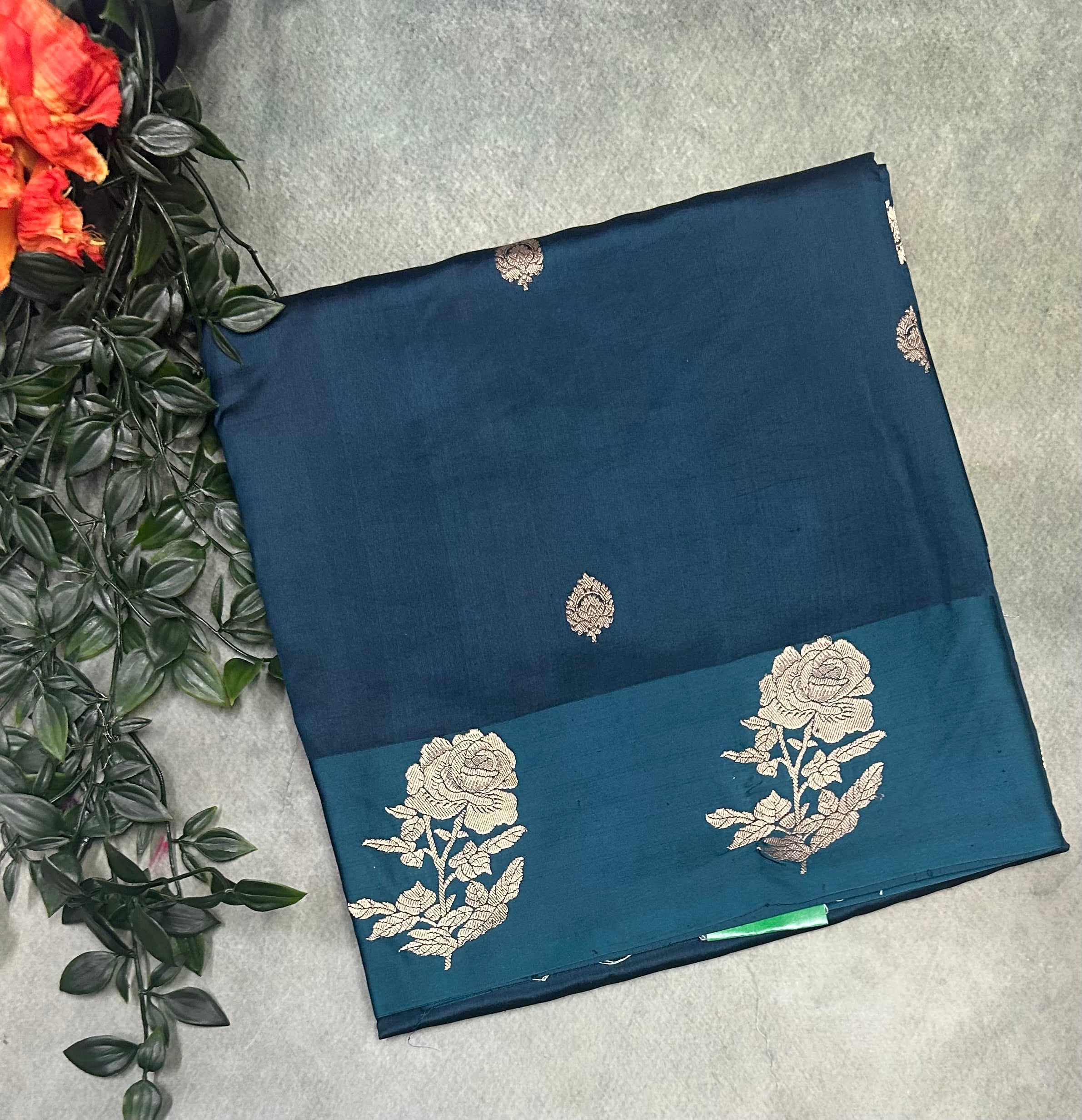 Dark Rama green border Butta lightweight pure kathan 103 saree