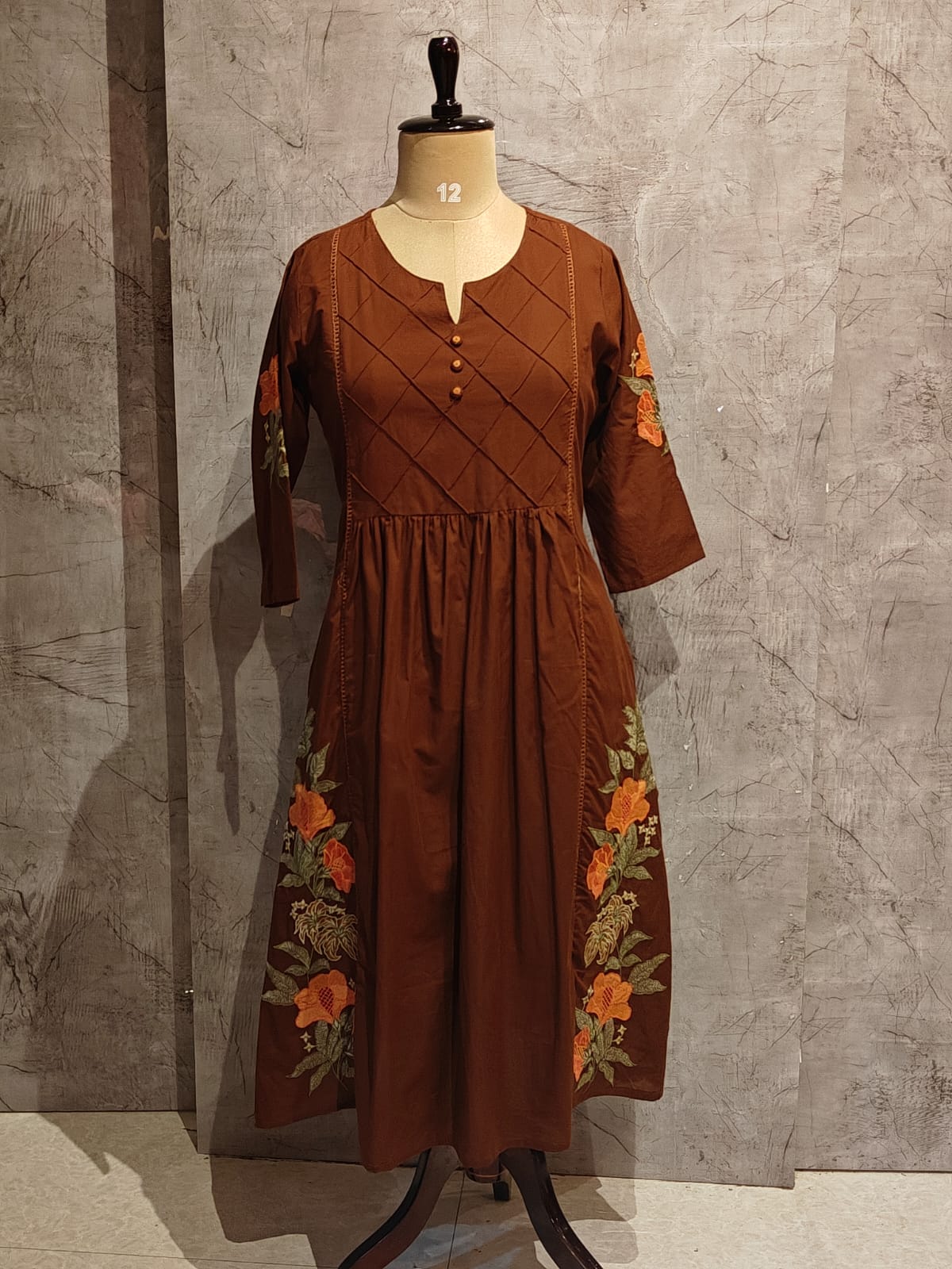 Brown Mul Cotton Thread Embroidery Airline Kurtha