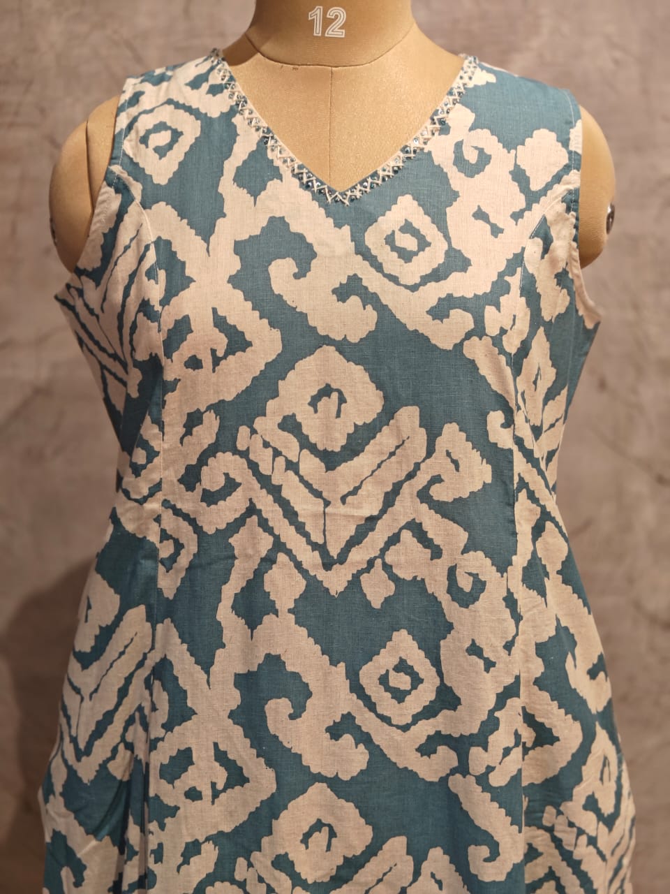 White Cotton Hand Embroidery Cord Set Kurtha 487