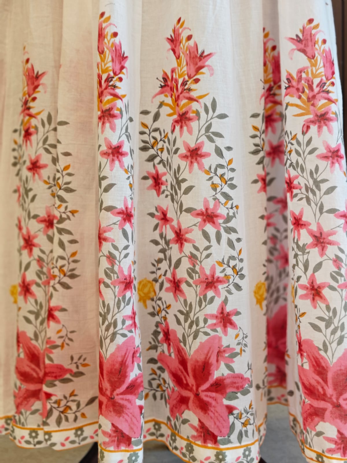 White Cotton Anarkali Hand Painted With Thread Embroidery Kurtha