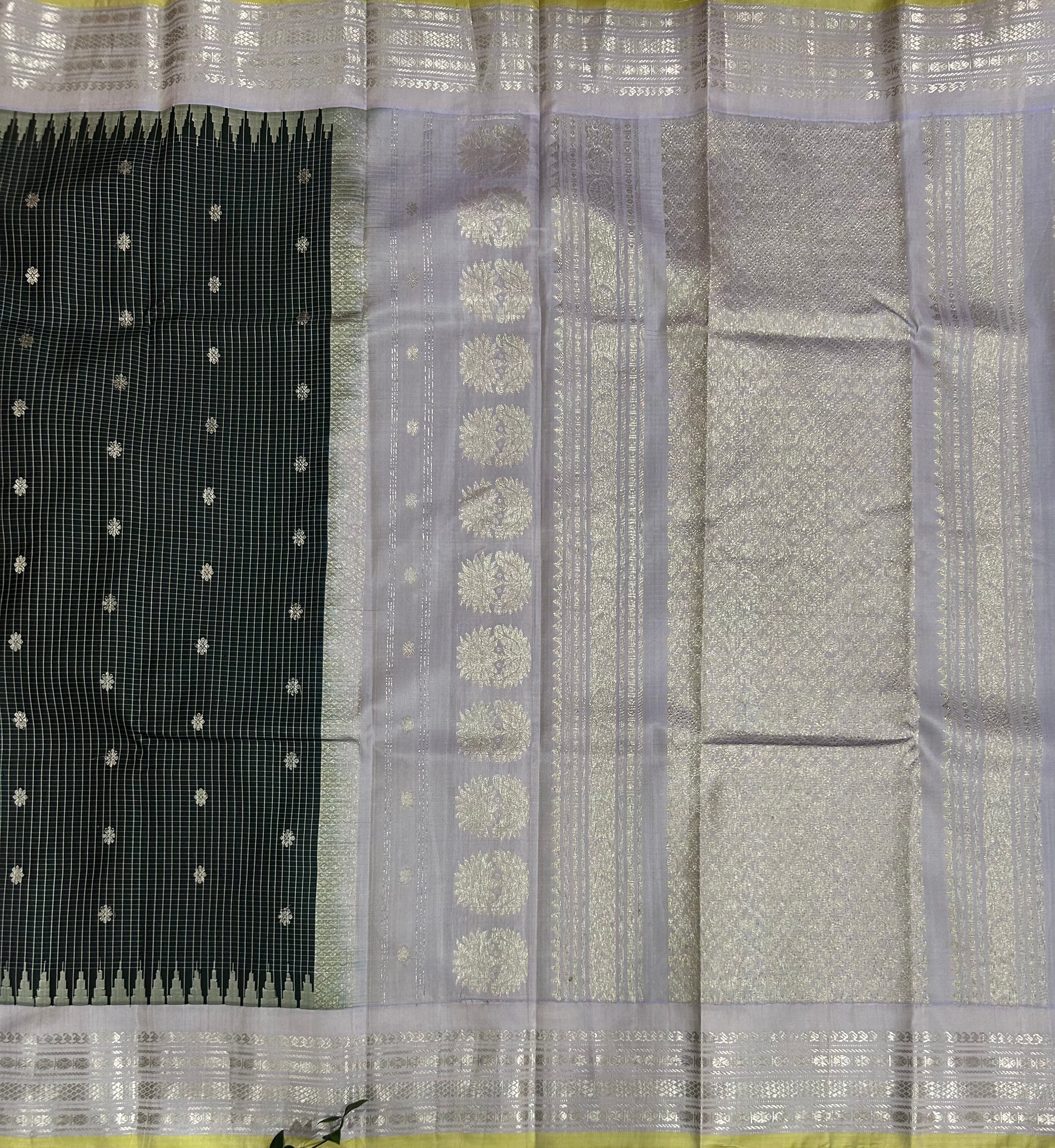 Dark bottle green small border pure Gadwal saree