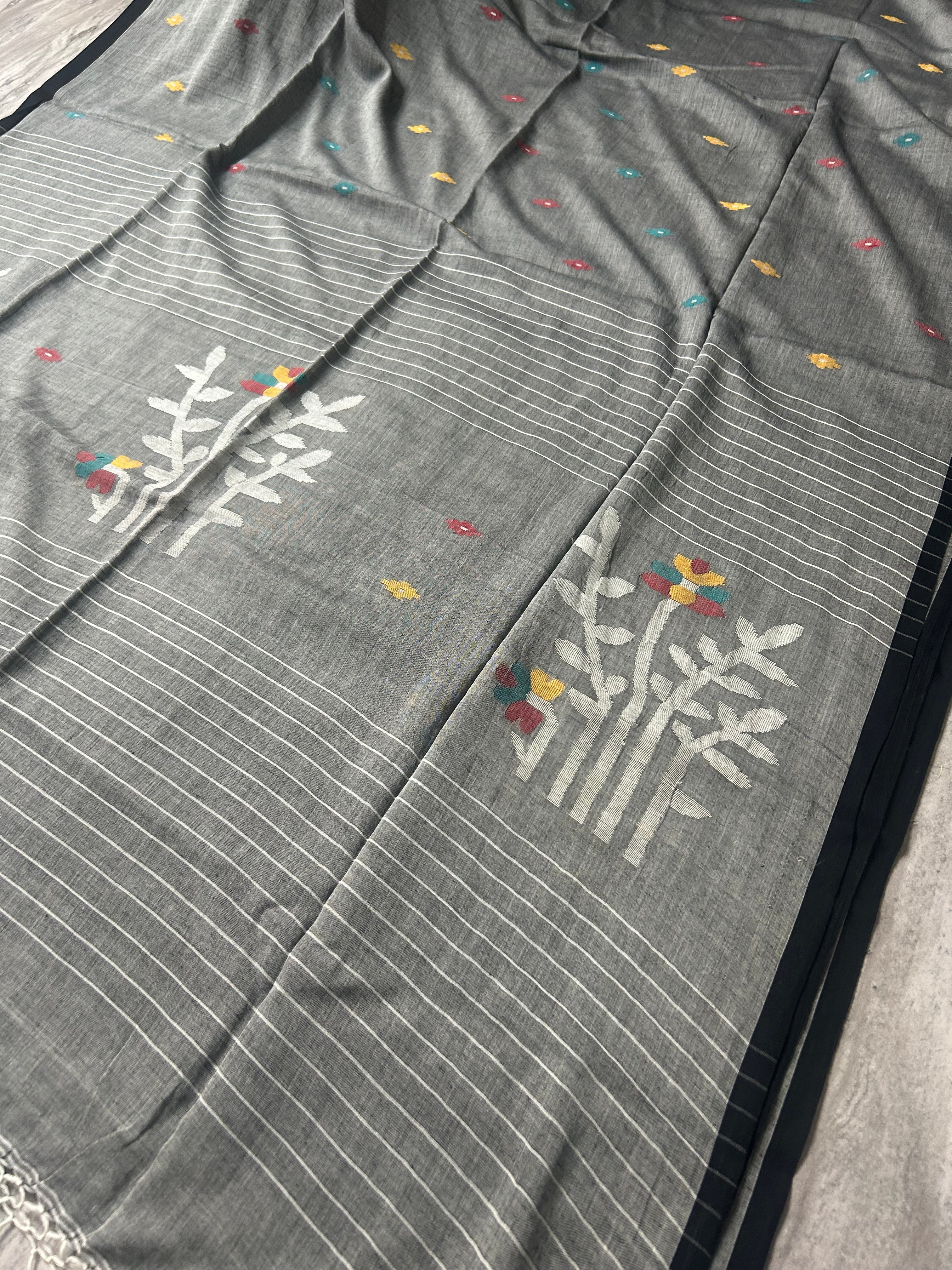 Grey pure cotton 103 jamdani saree