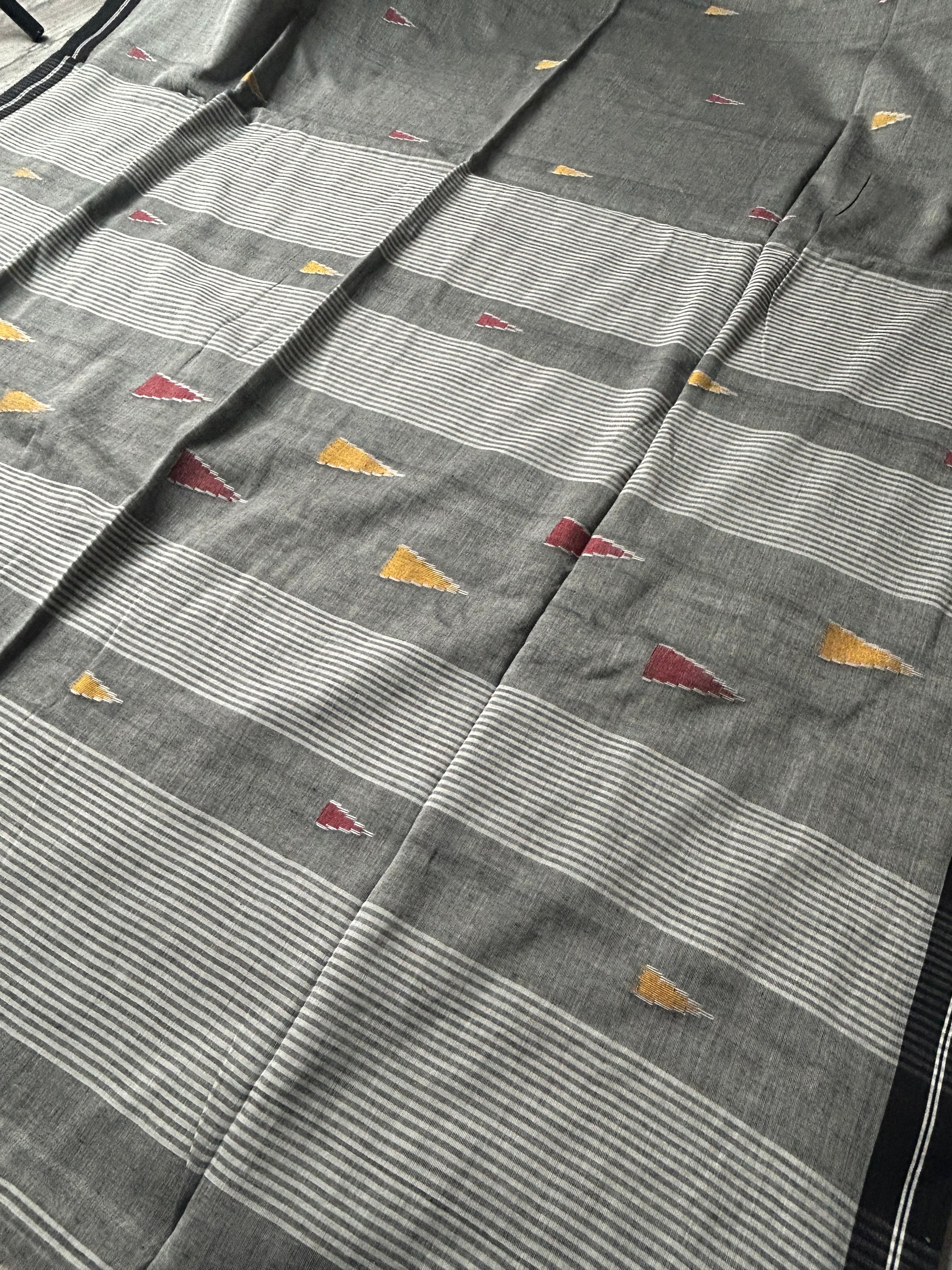 Grey pure cotton 103 jamdani saree