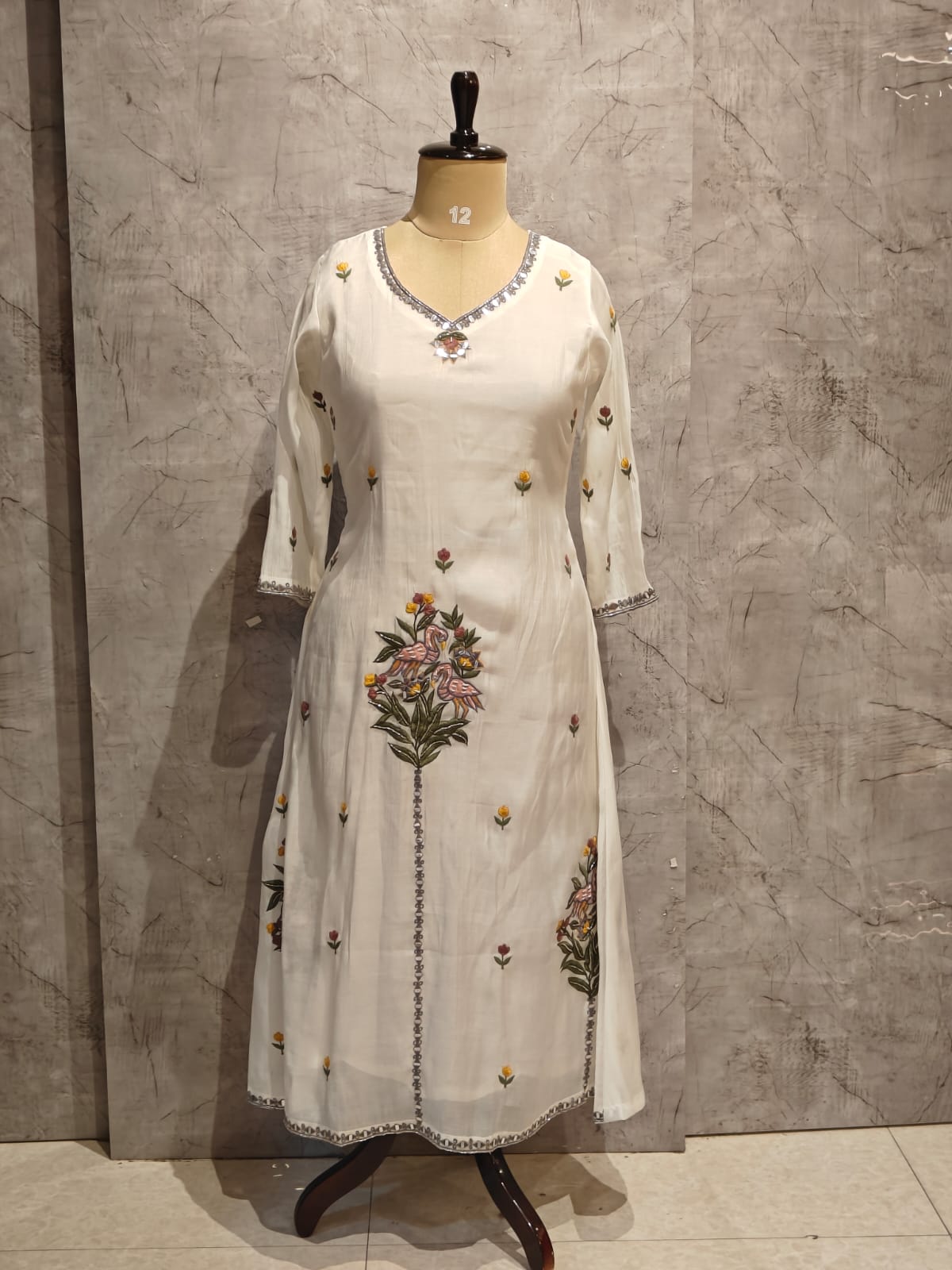White Mul Chanderi Thread Embroidery Airline Kurtha 63