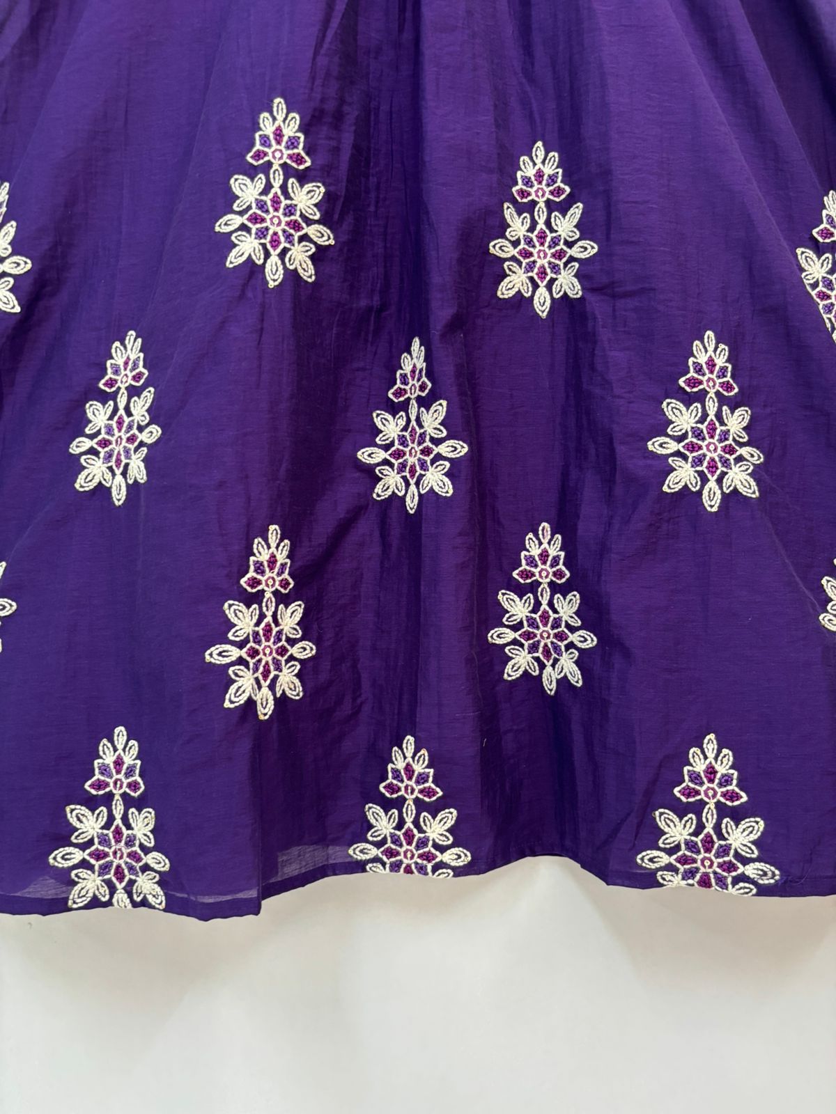 Purple Mul Chanderi Thread Embroidery Airline Kurtha 439