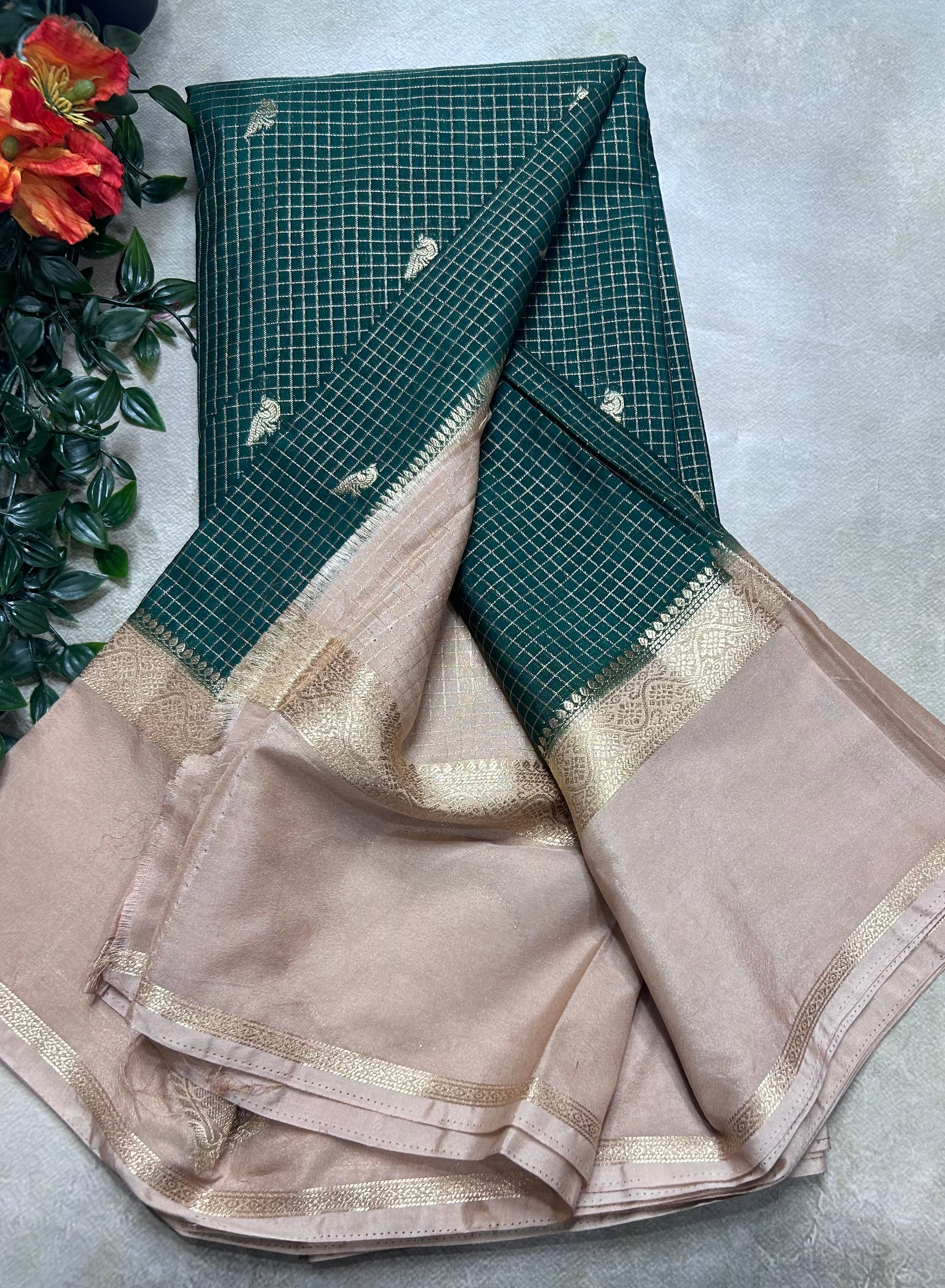 Bottle green gandaberunda border semi Mysore crepe 106 saree