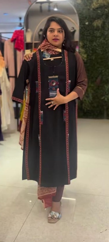 Black Cotton Hand Embroidery Cord Set 646