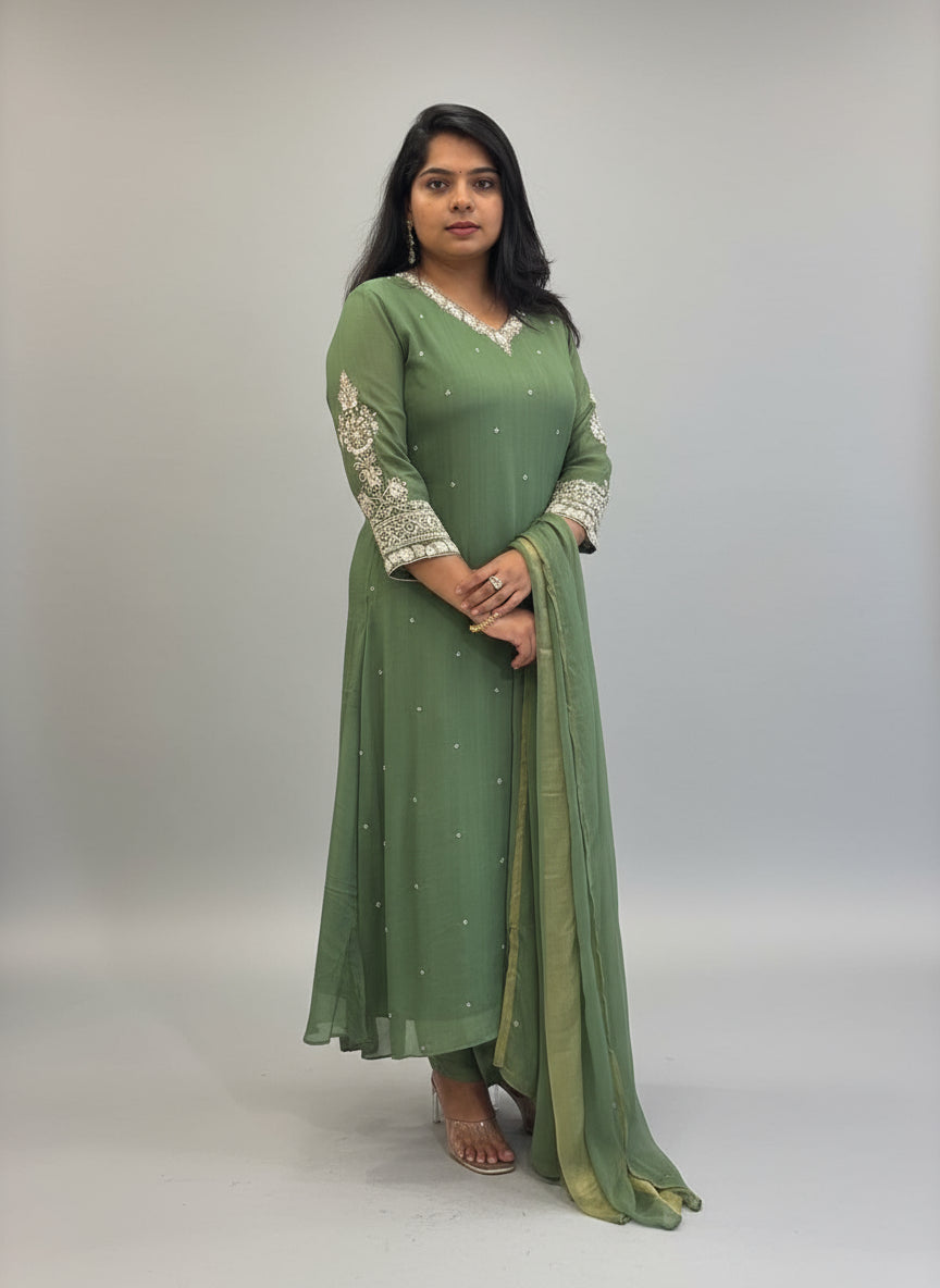 Green Anarkali Chinnon Hand Embroidery Kurtha 16