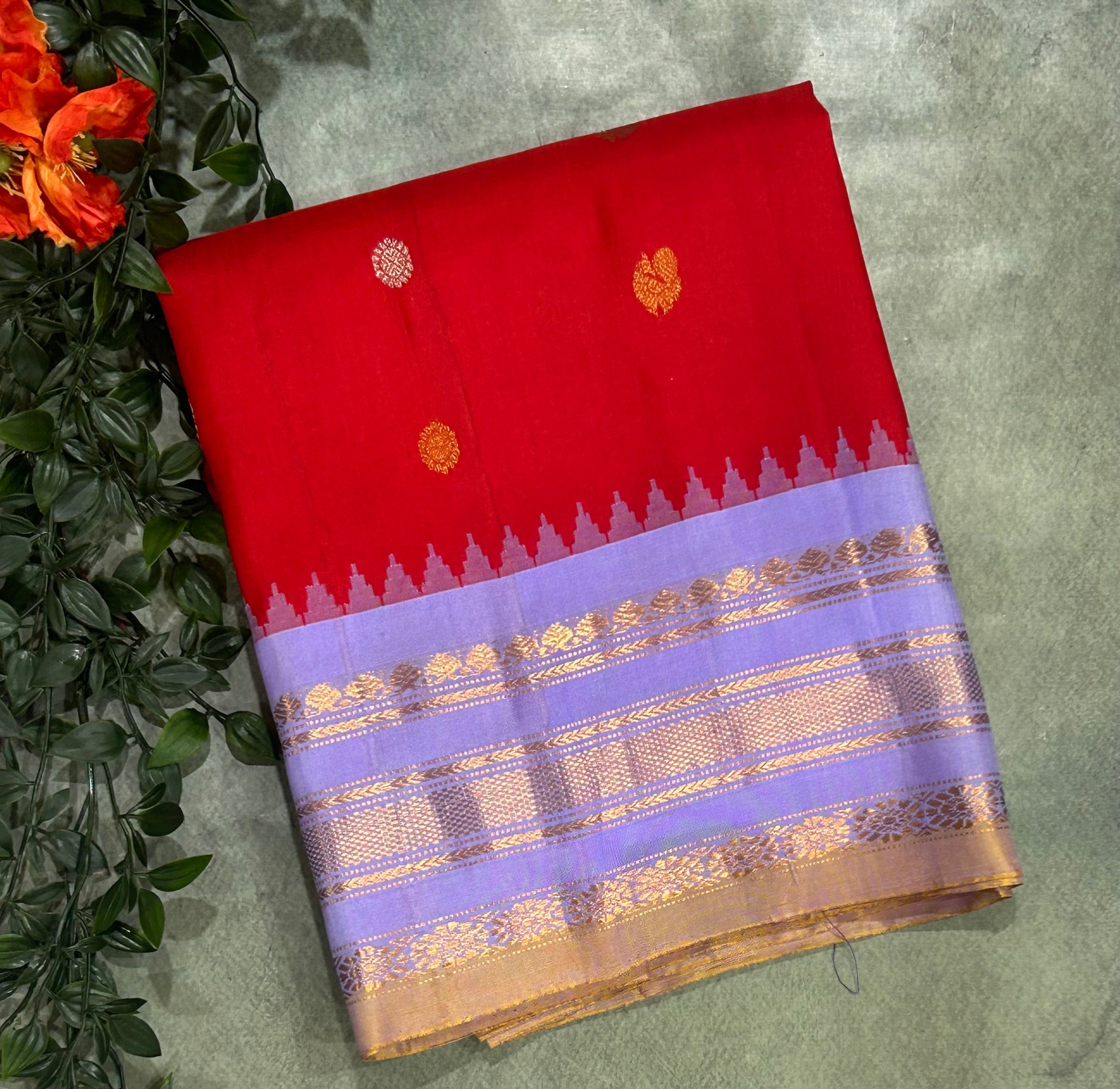 Red n lilac small border pure Gadwal saree