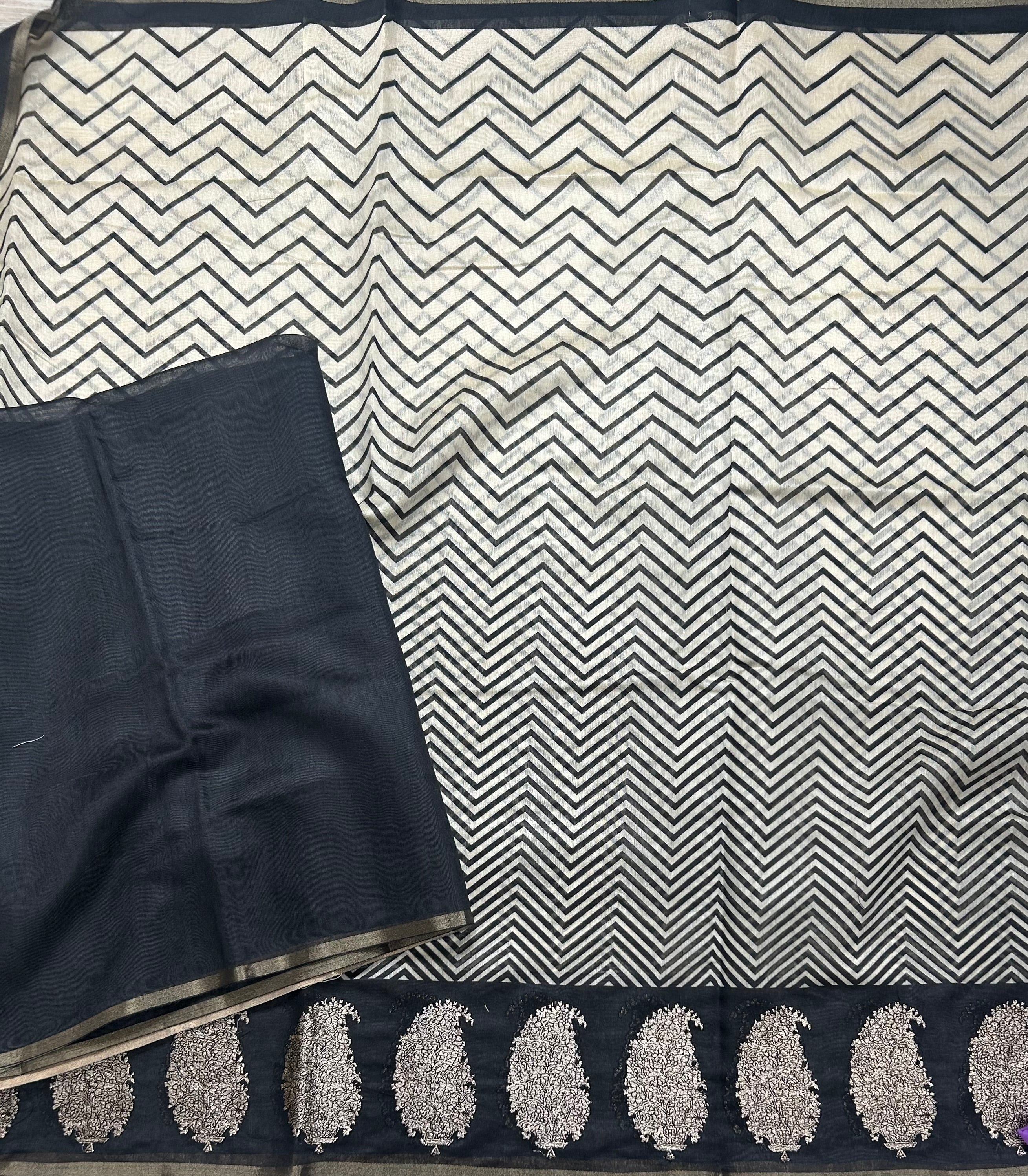 Black border Butta soft Chanderi 105 saree