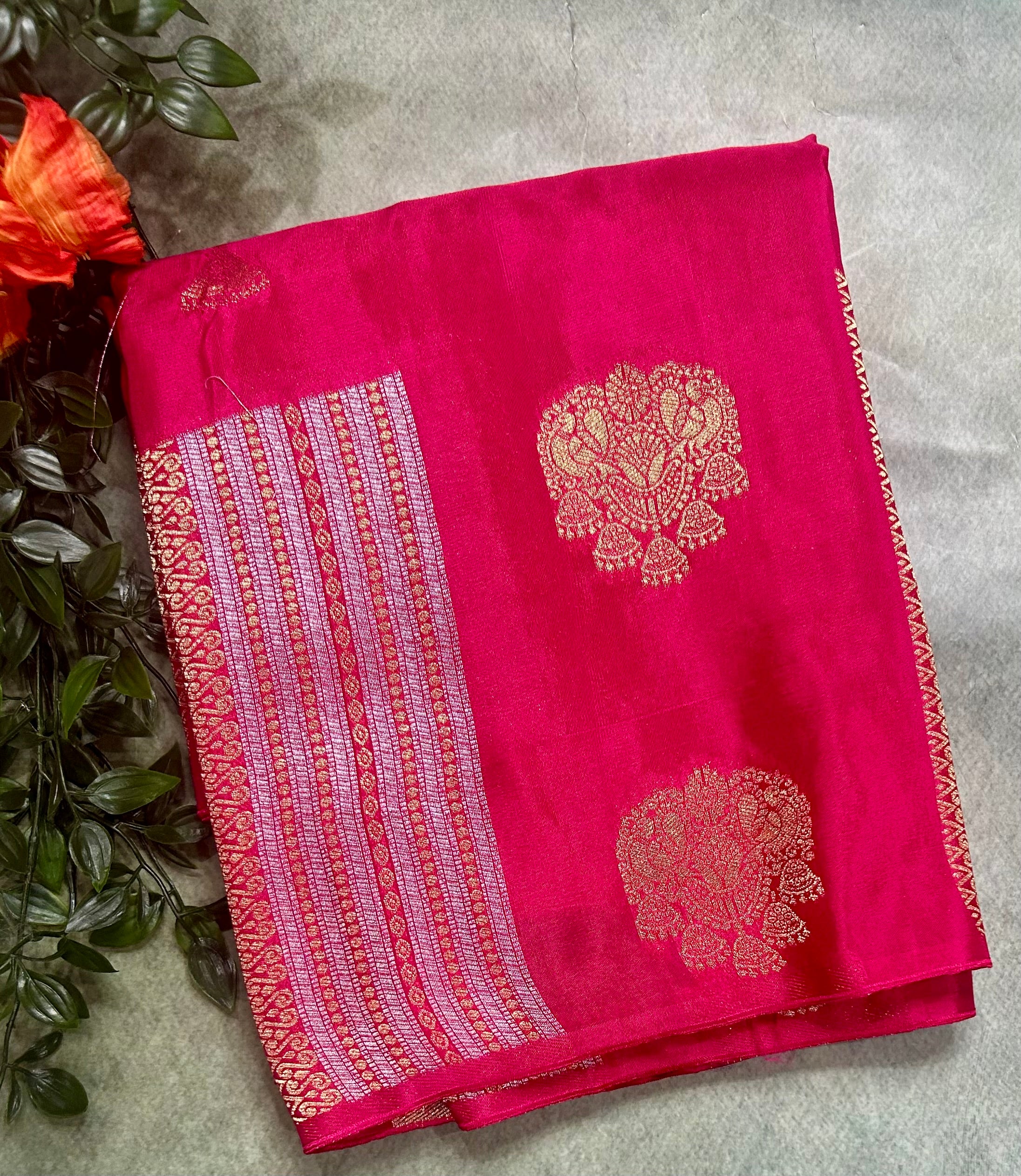 Pink big stripes n jumka Butta dola crepe 105 saree