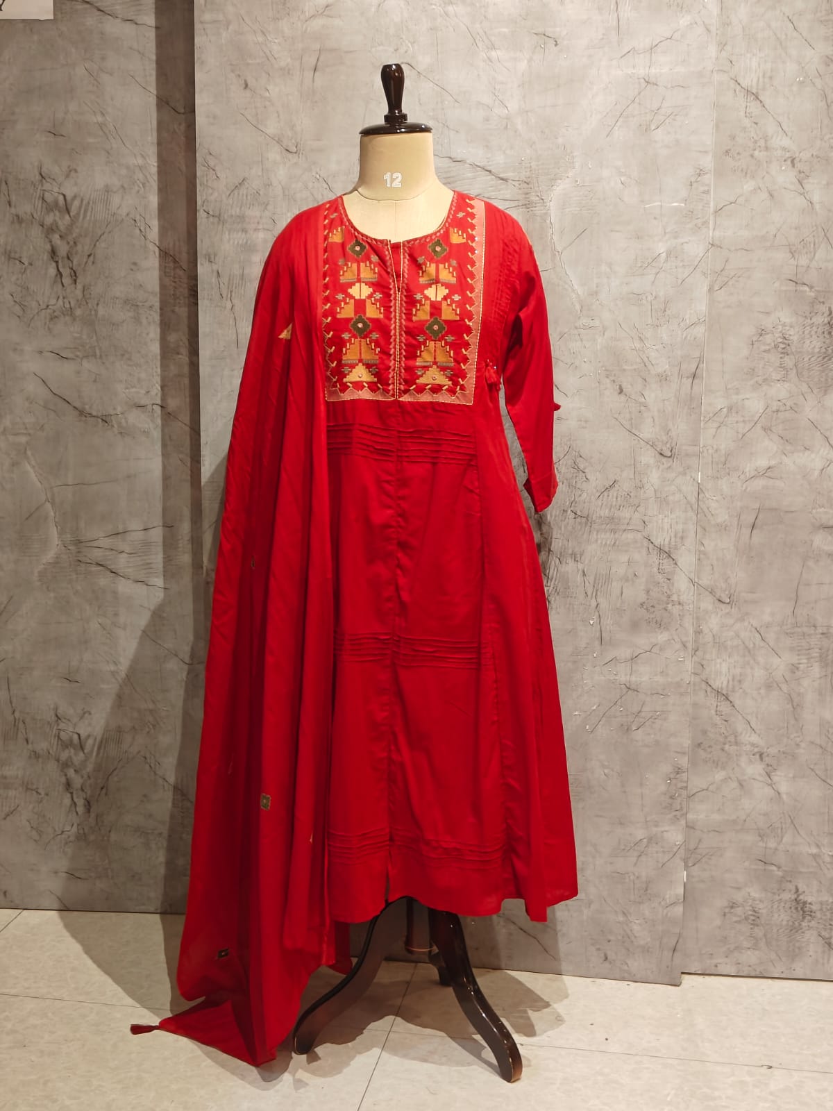 Pink Mul Cotton Thread Embroidery Airline Kurtha