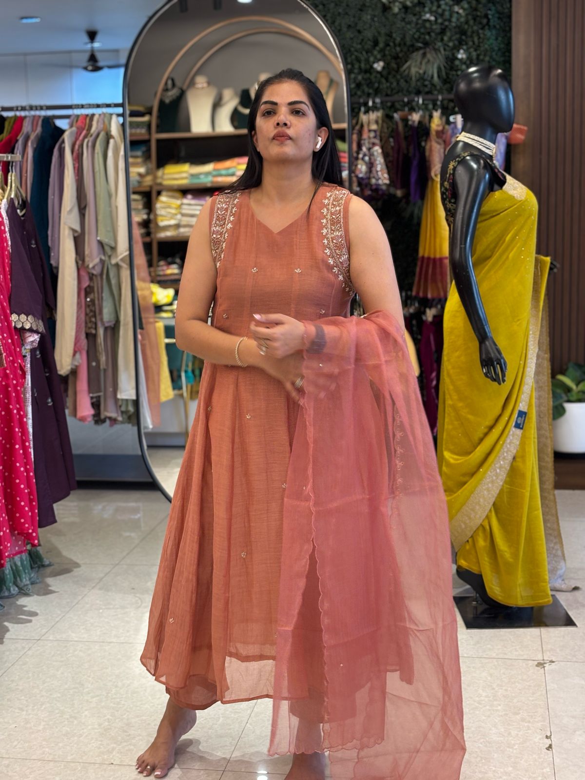 “Pani" Onion Mul Pink Chanderi Silk Anarkali Handwork Kurtha 515