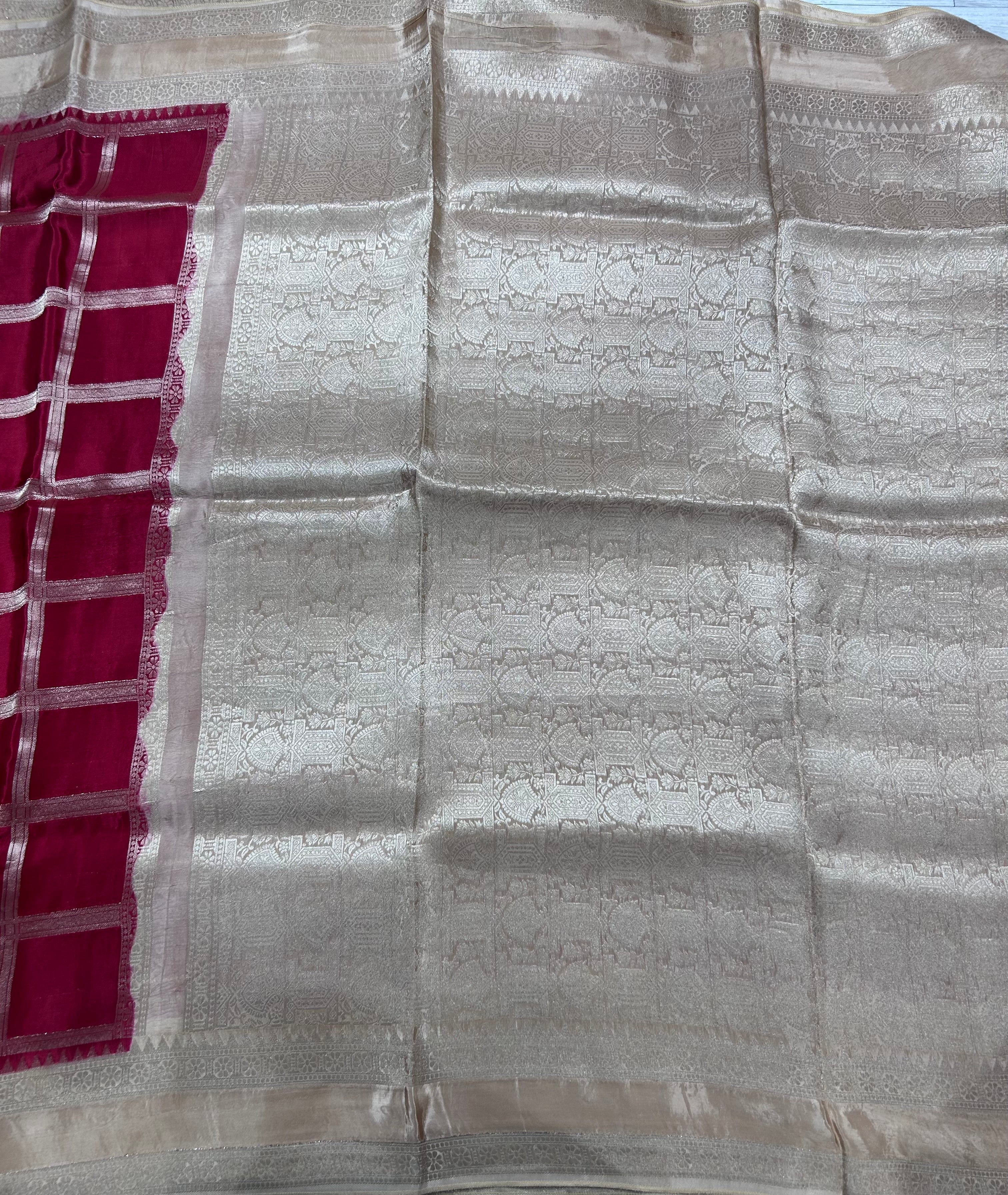 Red checks n bentex border semi crepe 106 saree