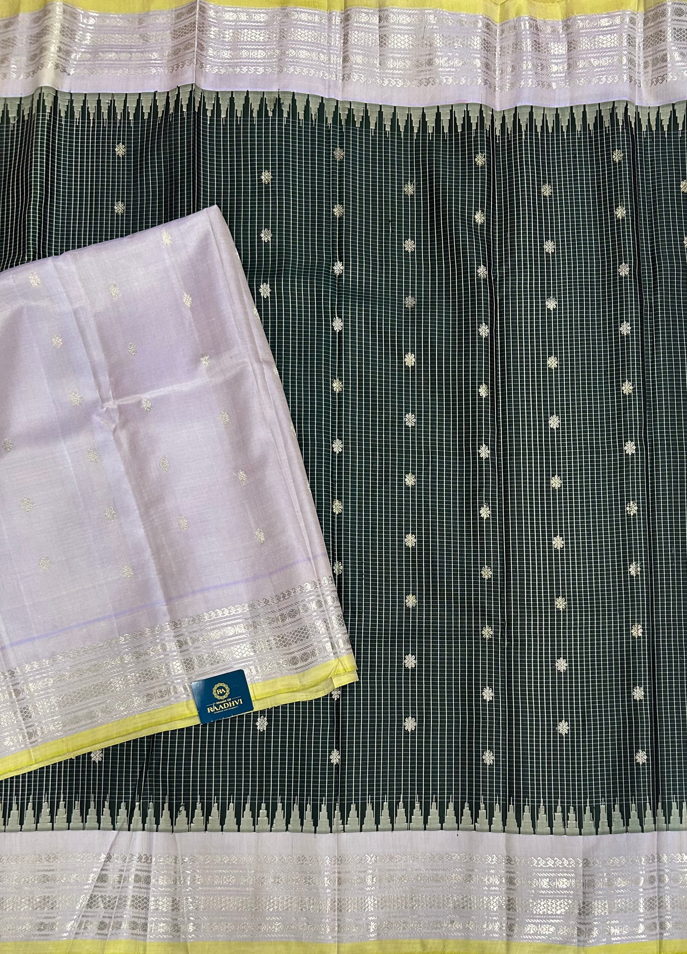 Dark bottle green small border pure Gadwal saree