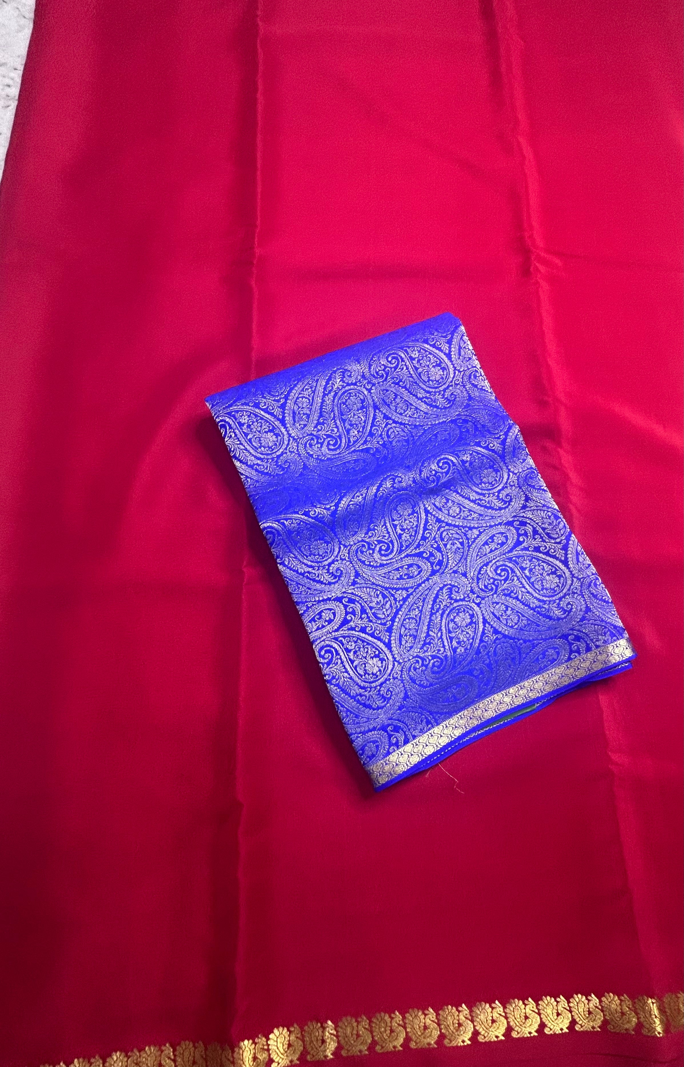 Red plain pure mysore crepe silk saree with Mysore brocade blouse piece(MSM106)