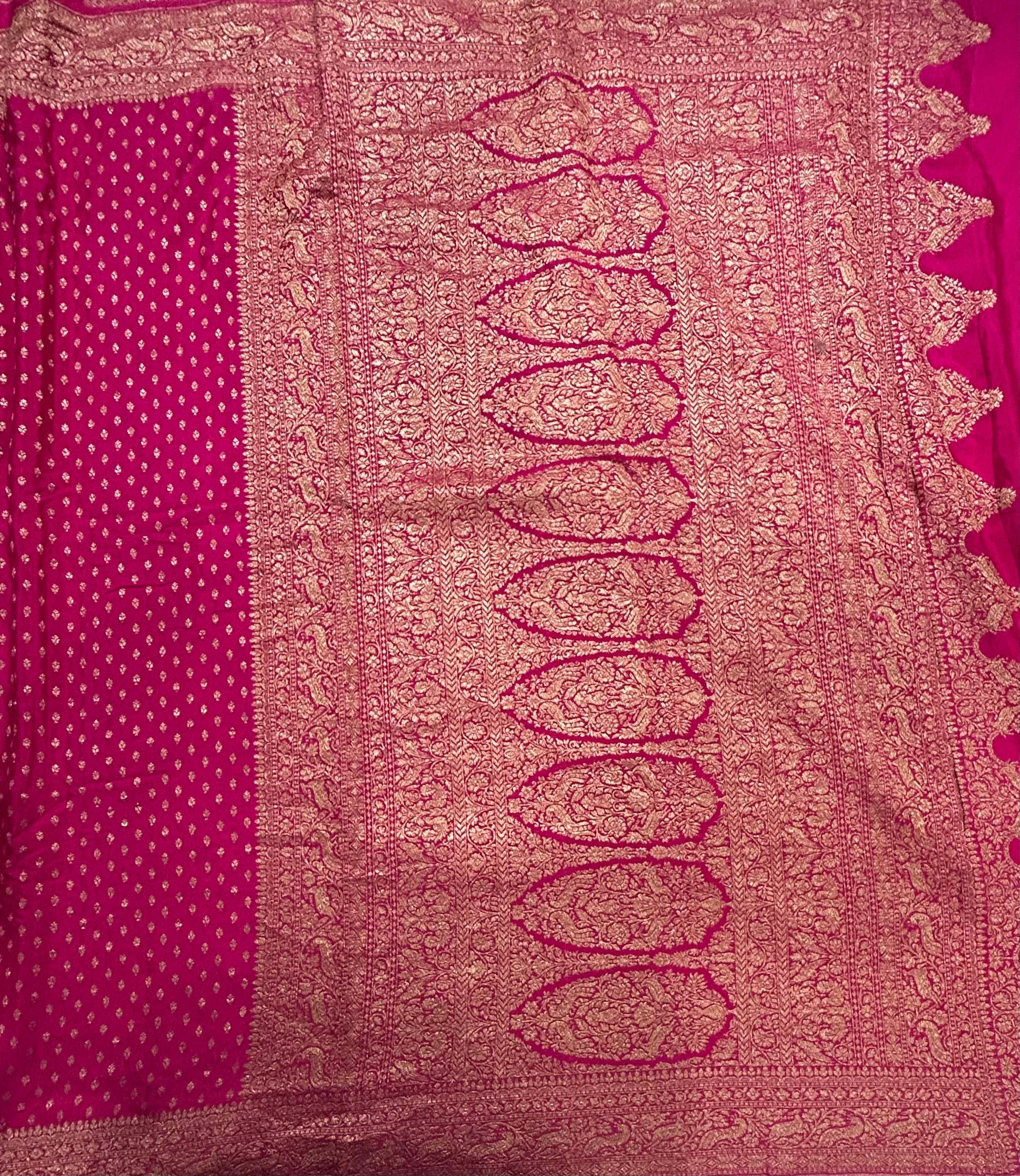 Rani pink small Butta pure Benarasi crepe 105 saree