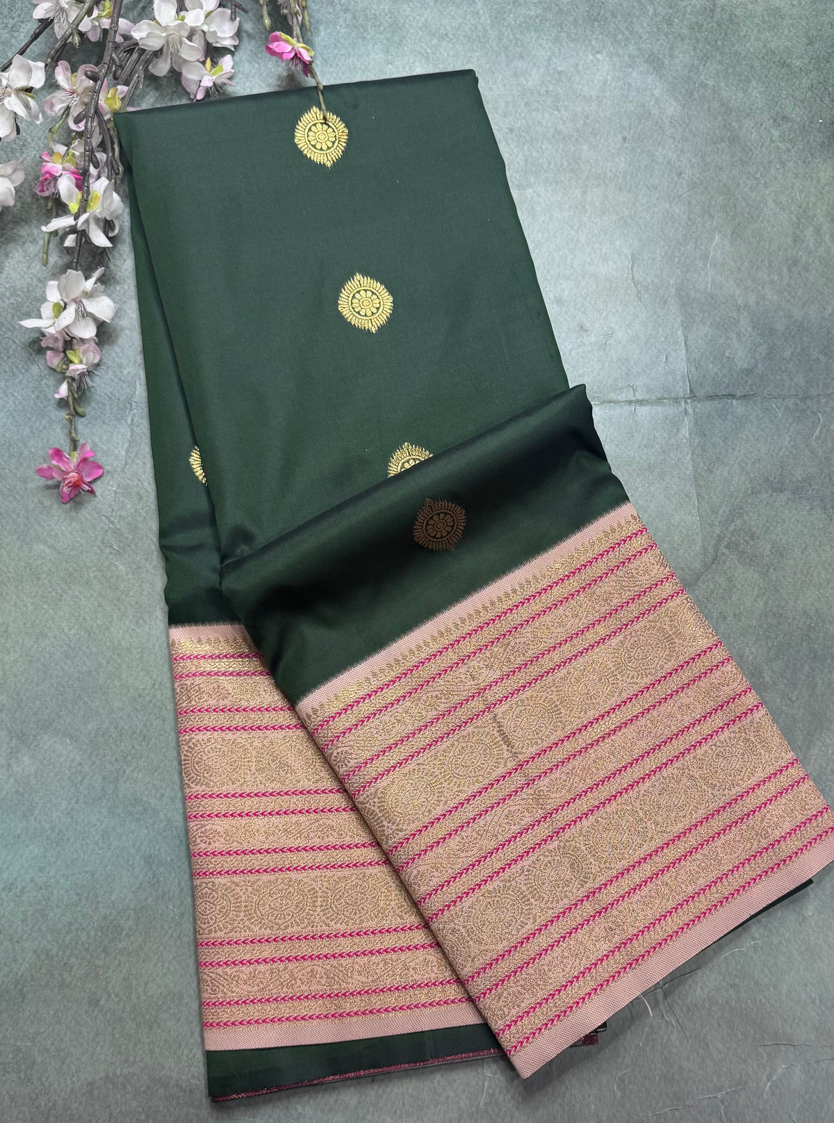 Bottle green Kanchi Border Semi Soft Silk Saree 110