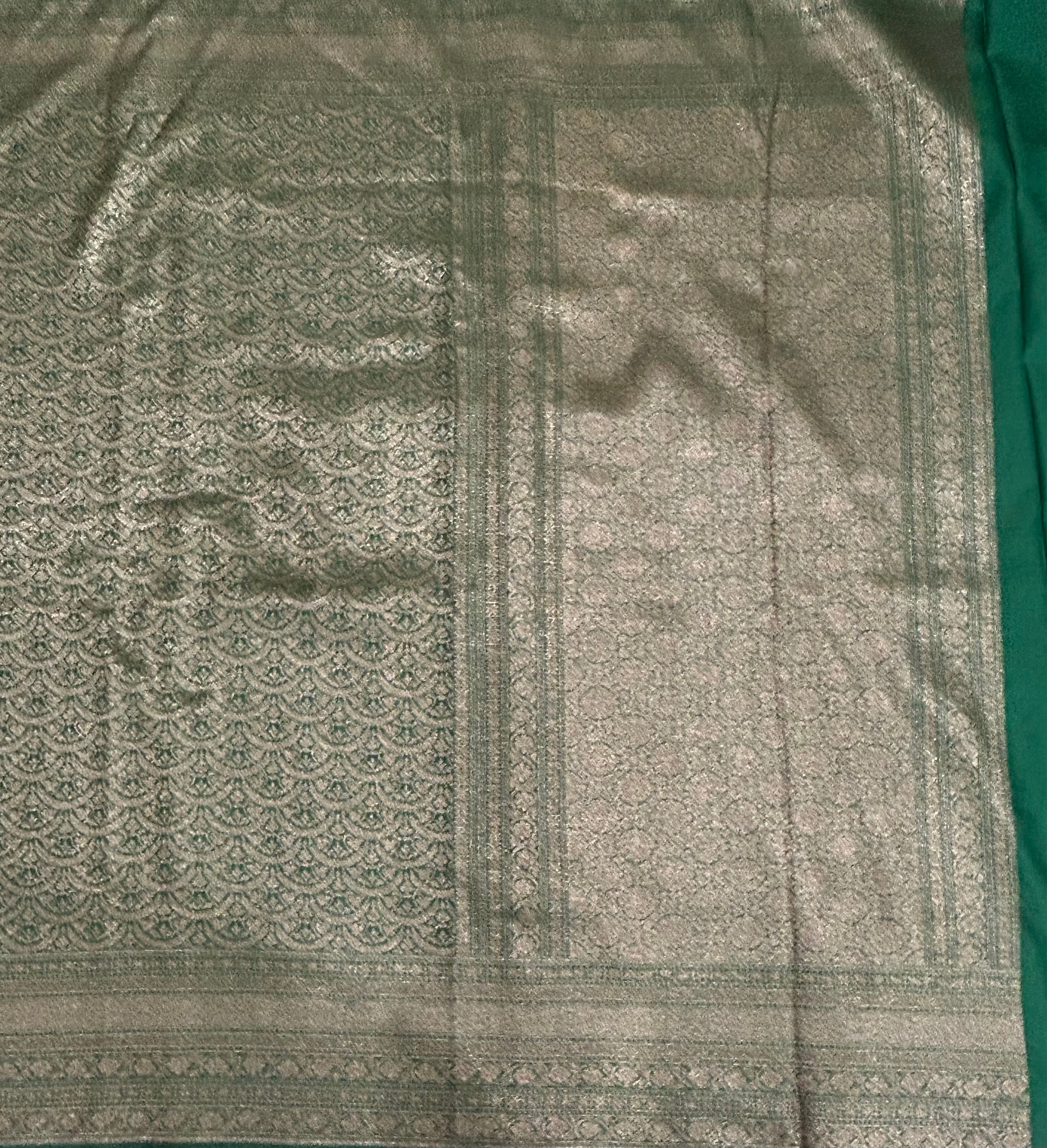 Bottle green brocade semi Benarasi saree(Rashmika Mandanna Brocade saree)