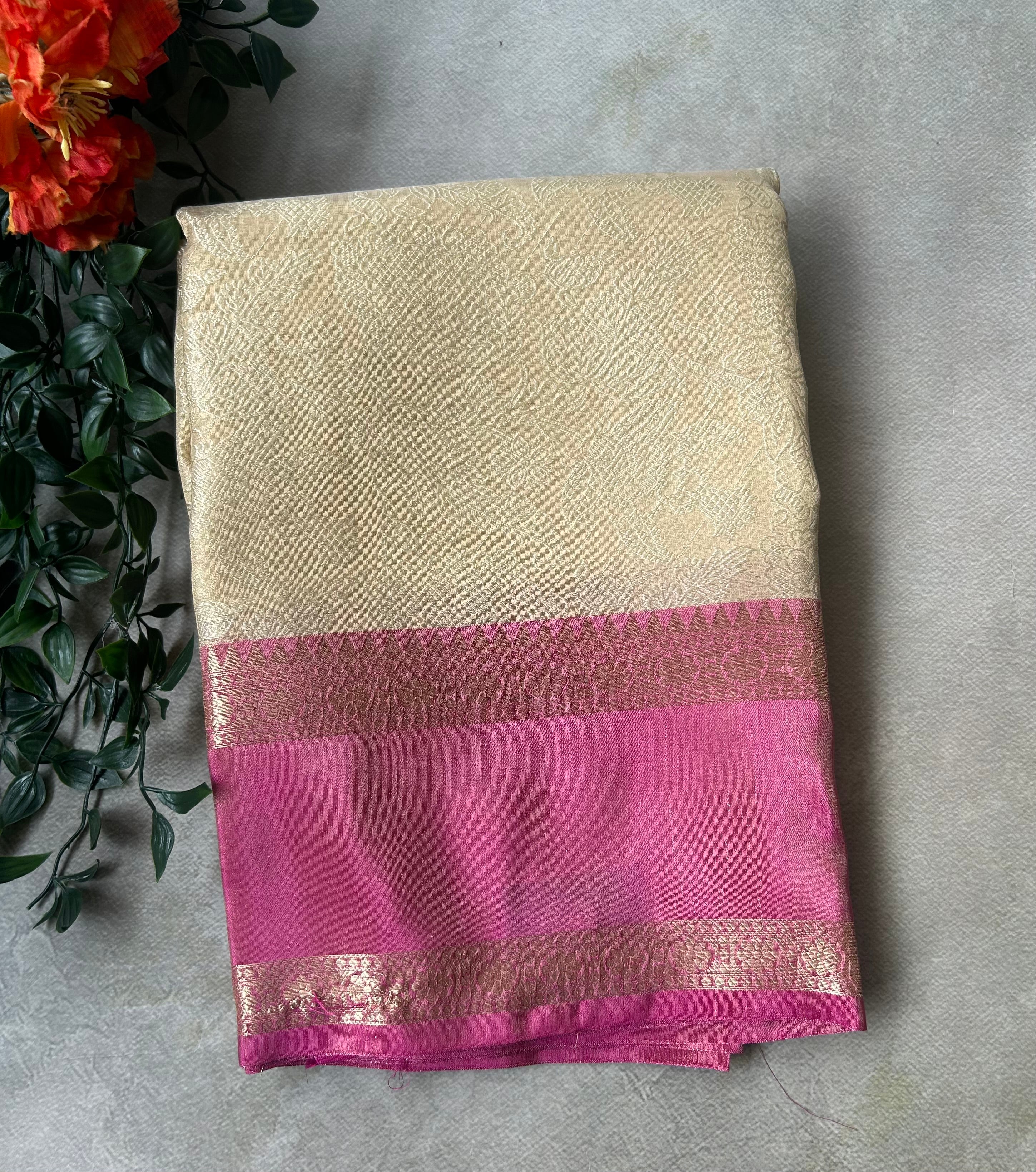 Cream contrast border semi tissue saree