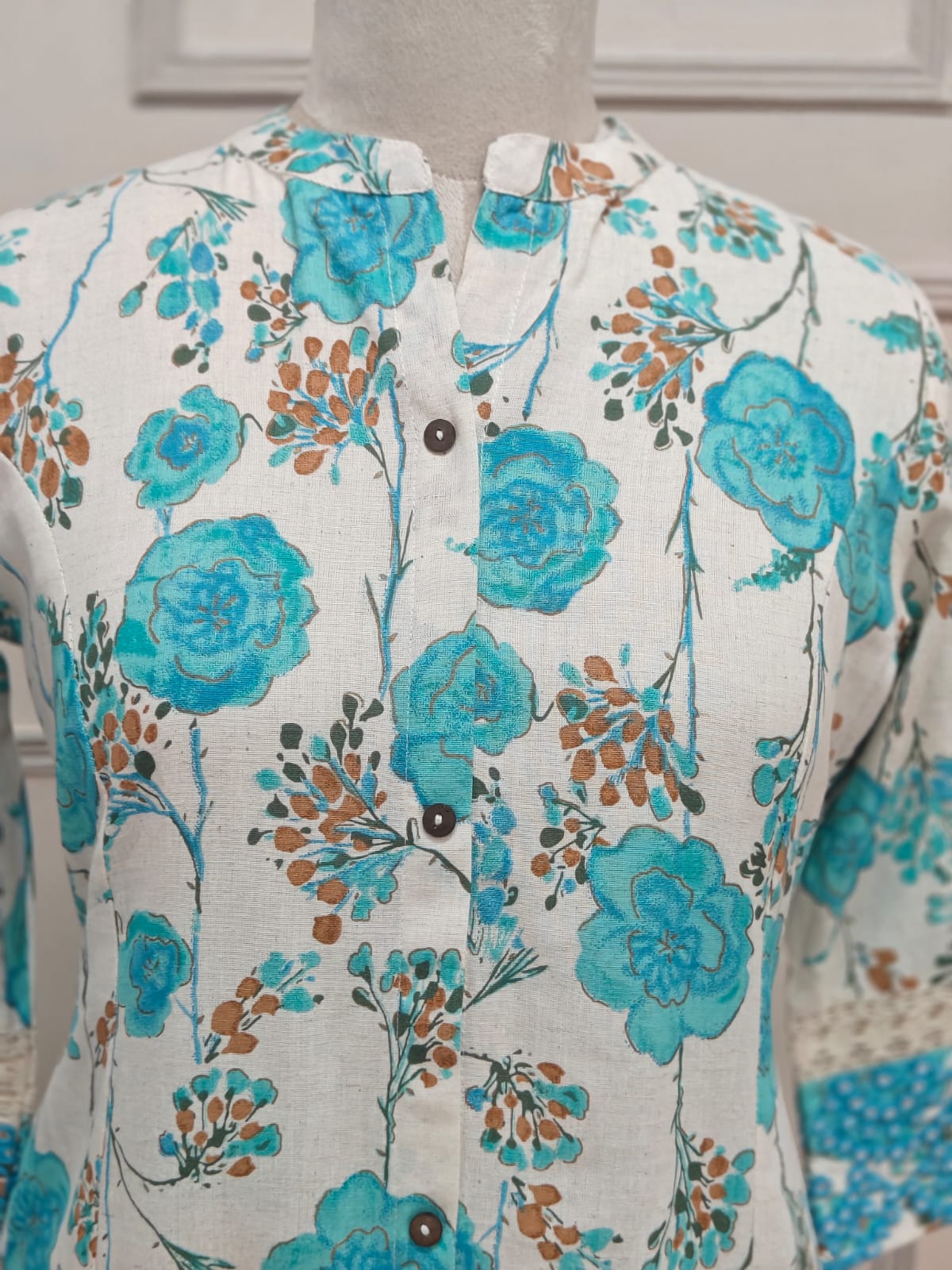 Sky Blue  Lenin Cotton Thread Embroidery Airline 1 pc Kurtha 372