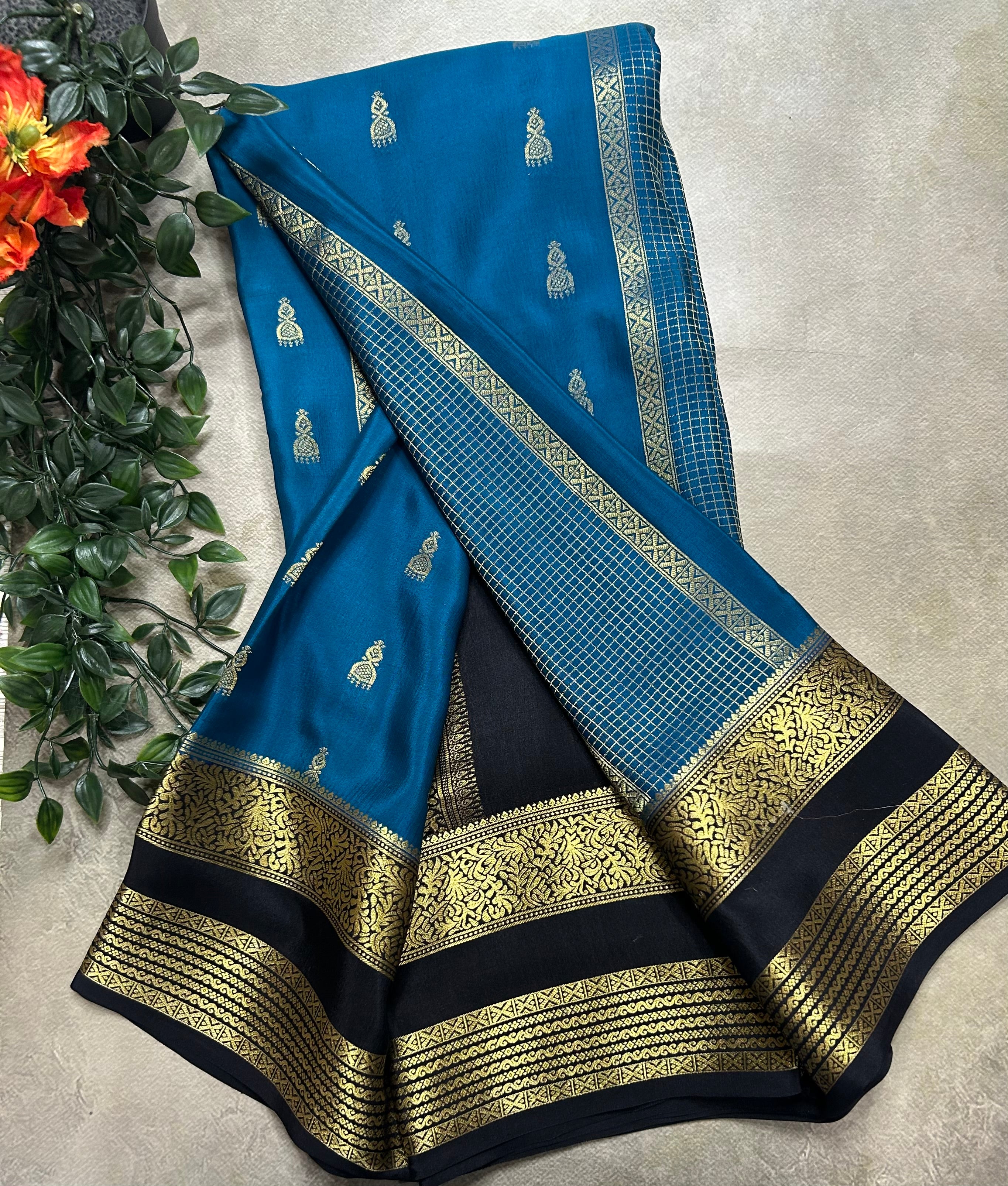 Peacock blue jumka Butta n bentex border pure Mysore silk saree ST105