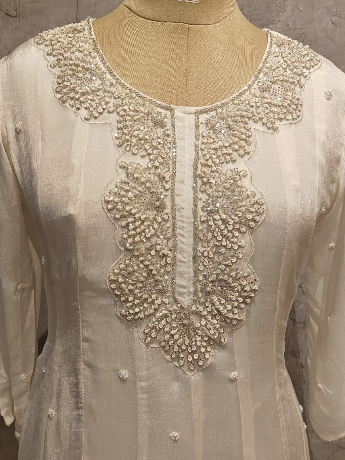 White Anarkali Chinnon Handwork Partyware Kurtha 567