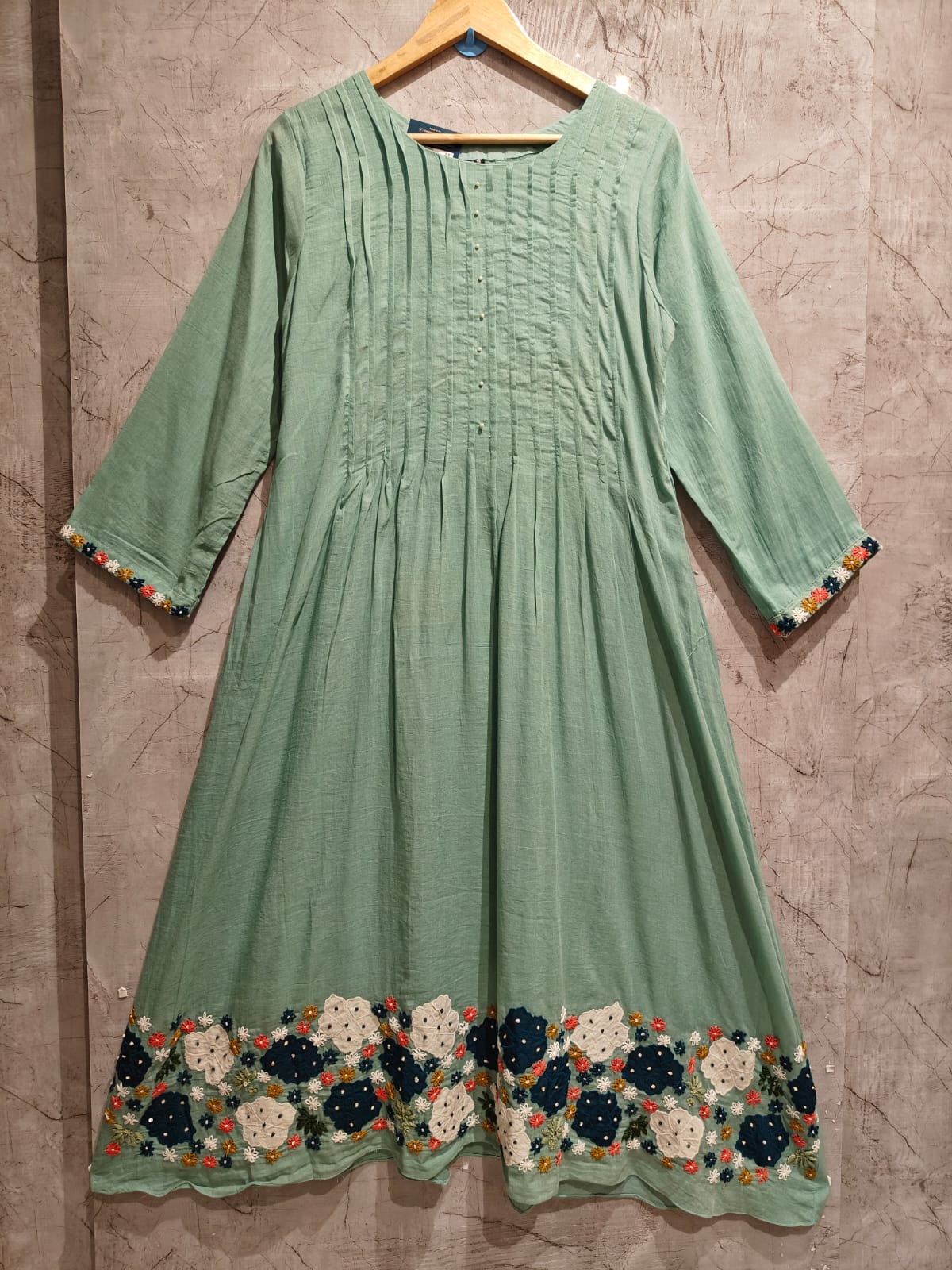 Sea Green  Mul Cotton Thread Embroidery Airline Kurtha