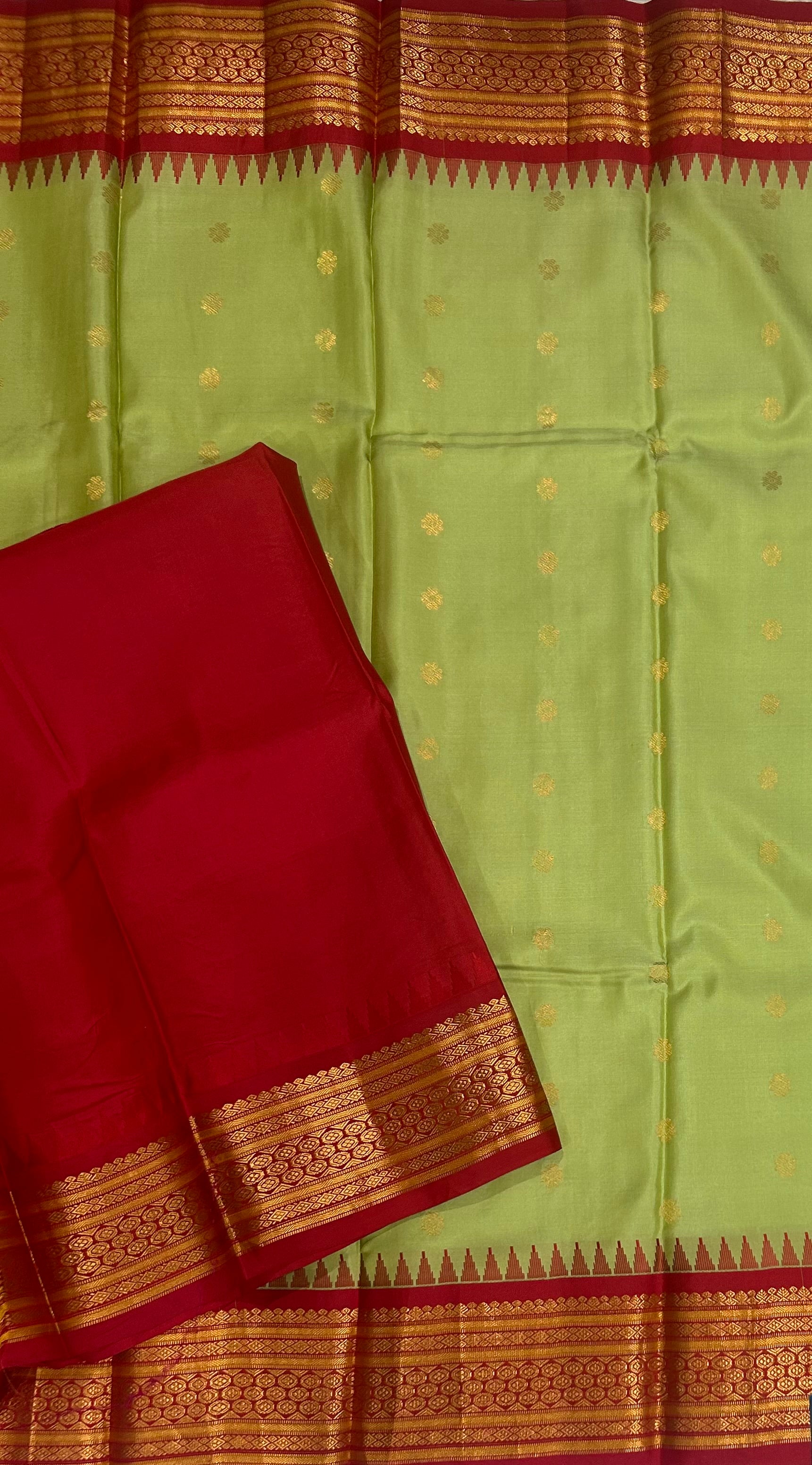 Pista green small border pure Gadwal saree