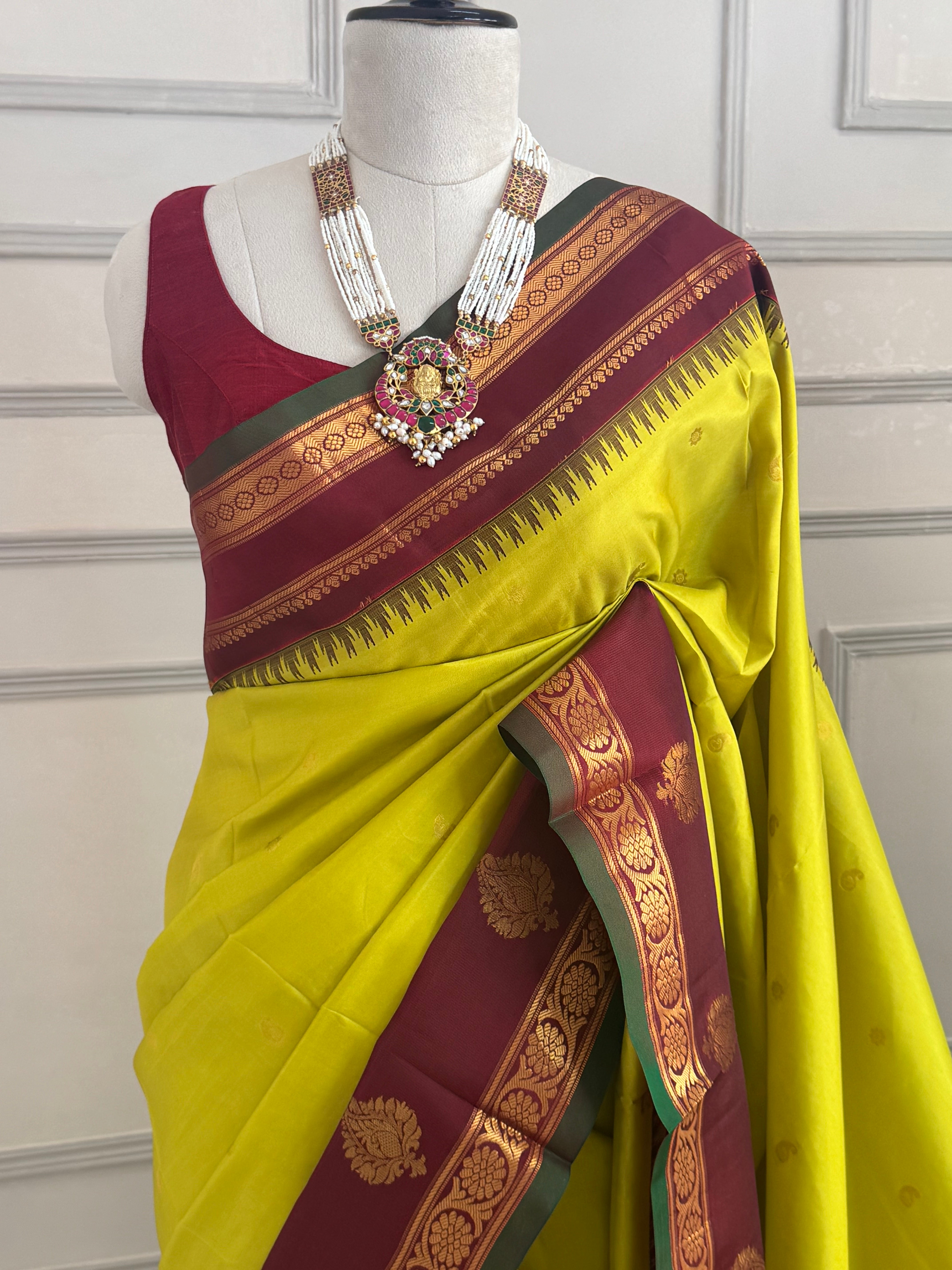 Neon Green pure handloom gadwal 101 silk saree
