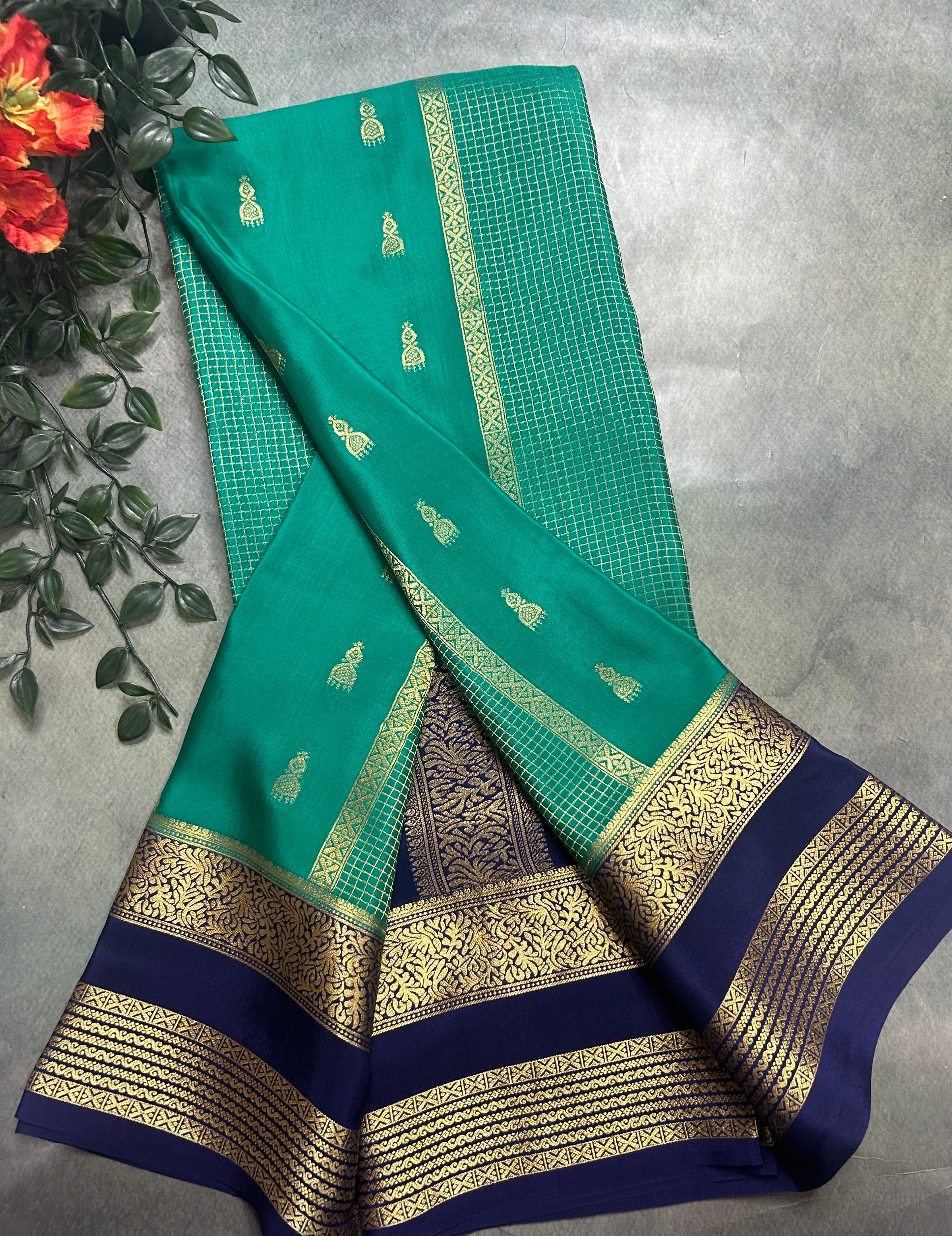 Rama green jumka Butta n bentex border pure Mysore silk saree ST105