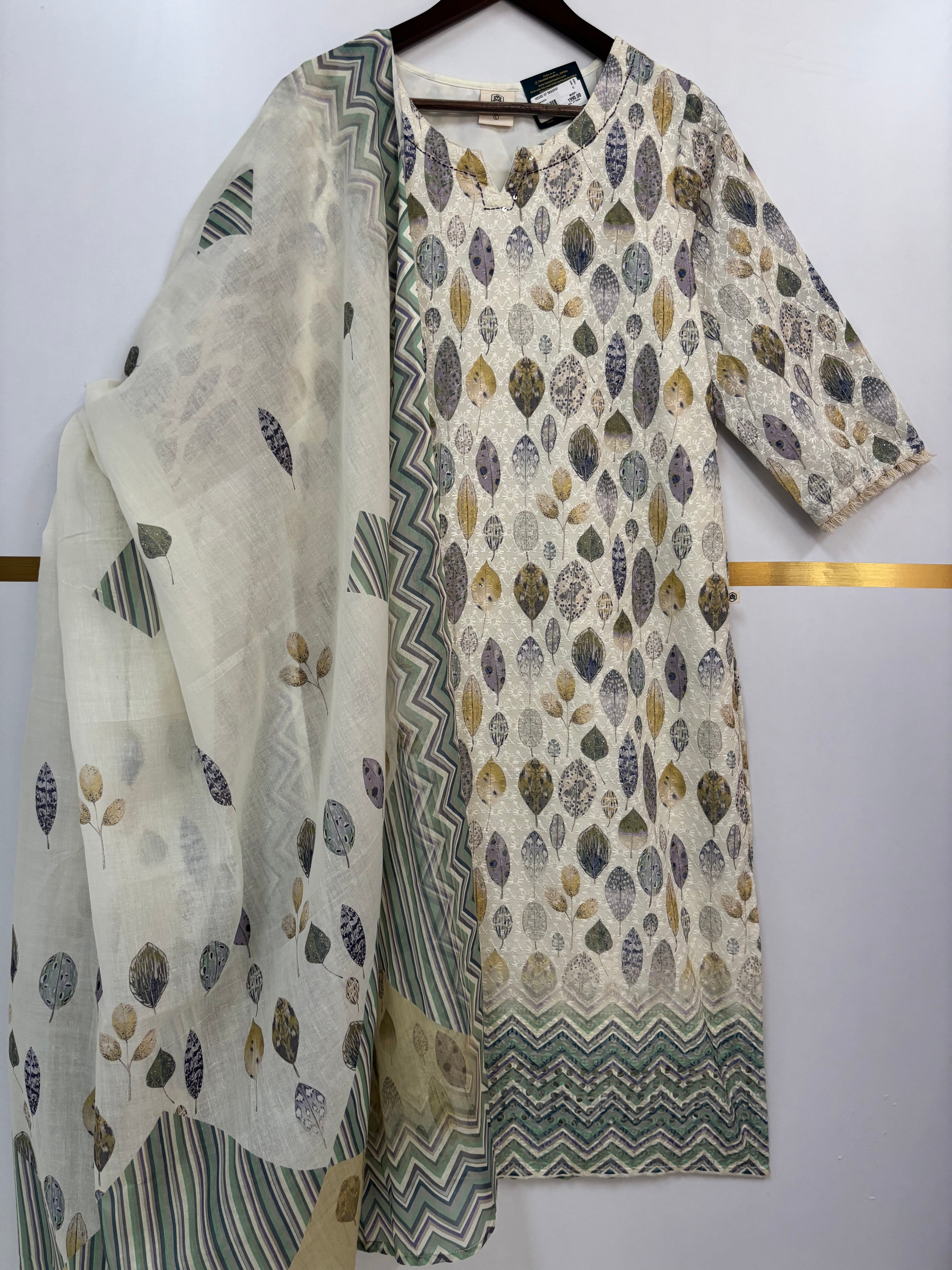 White Cotton Block Print Straight Fit Kurtha