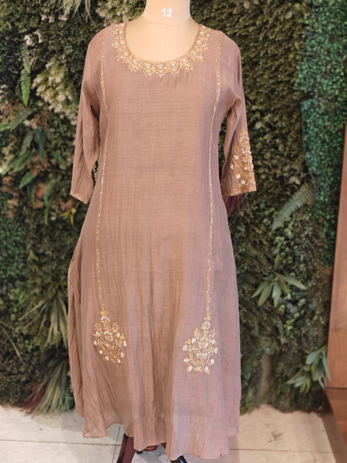 Gray  Mul Chanderi Airline Handwork Kurtha 581