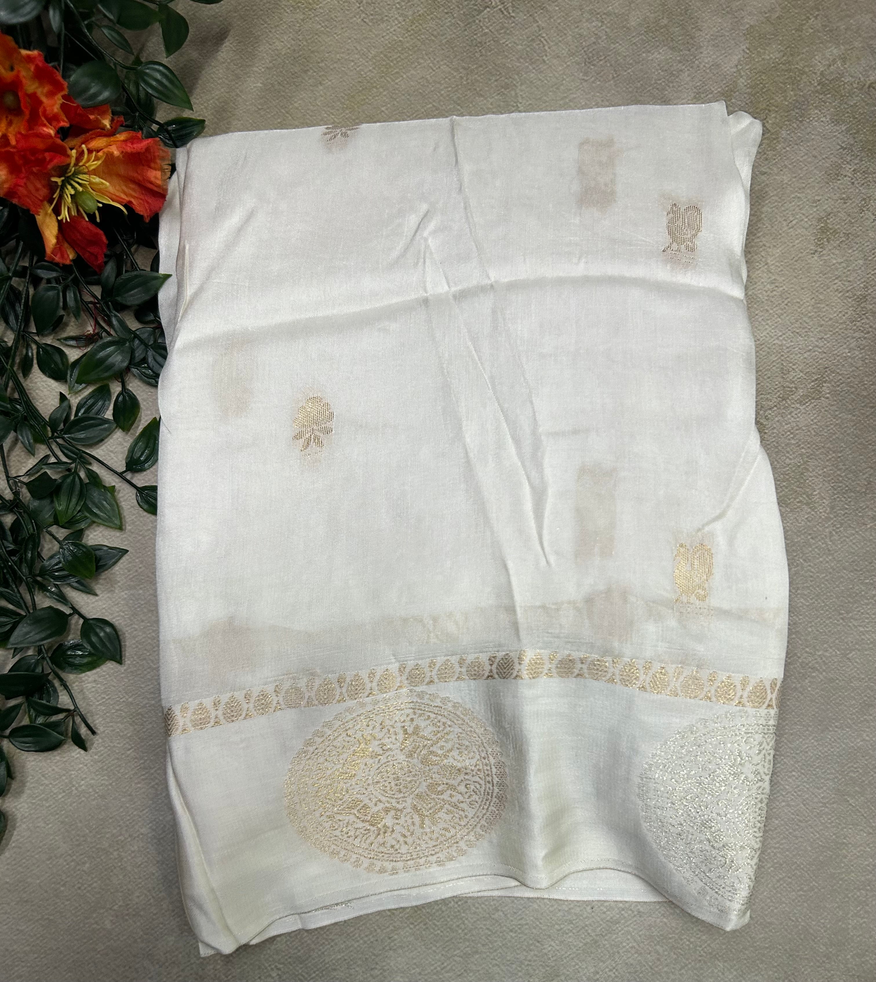 White border Butta semi silk saree