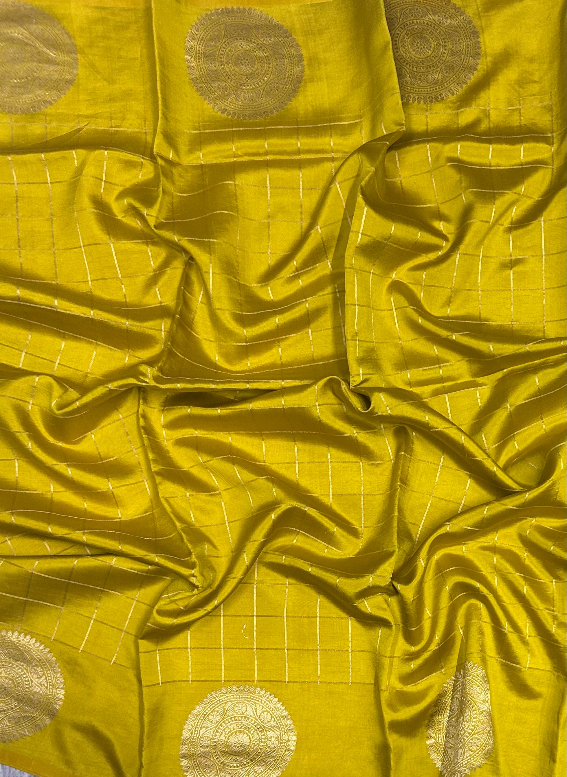 Yellow border Butta lightweight pure kathan 103 saree