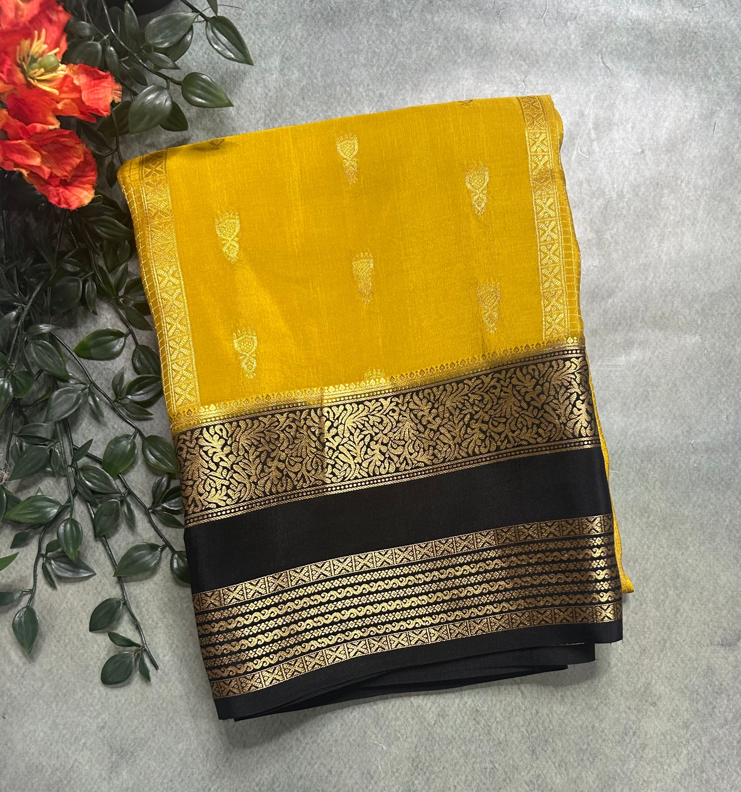 Yellow jumka Butta n bentex border pure Mysore silk saree ST105