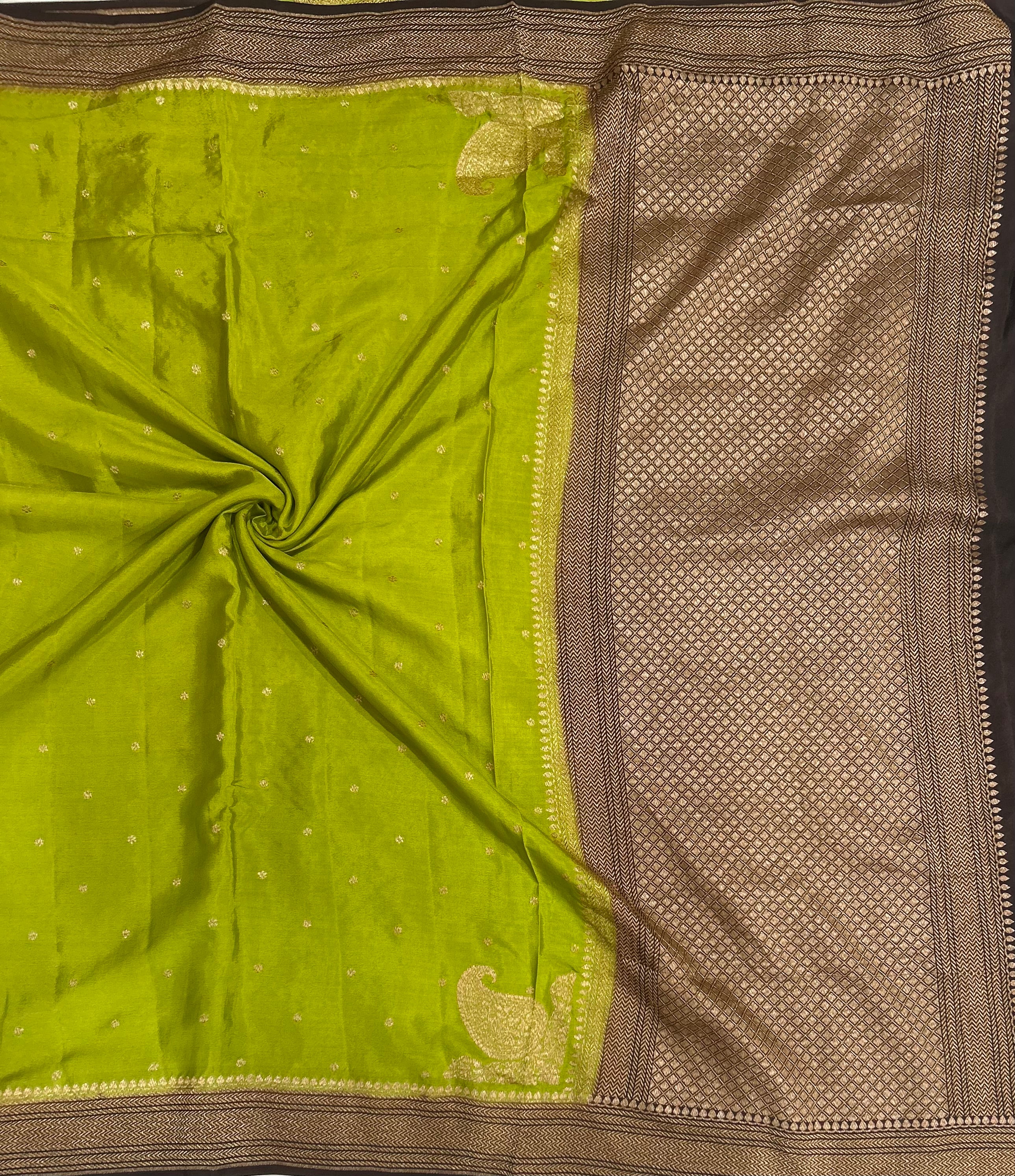 Mehendi green n brown pure Benaras crepe silk saree