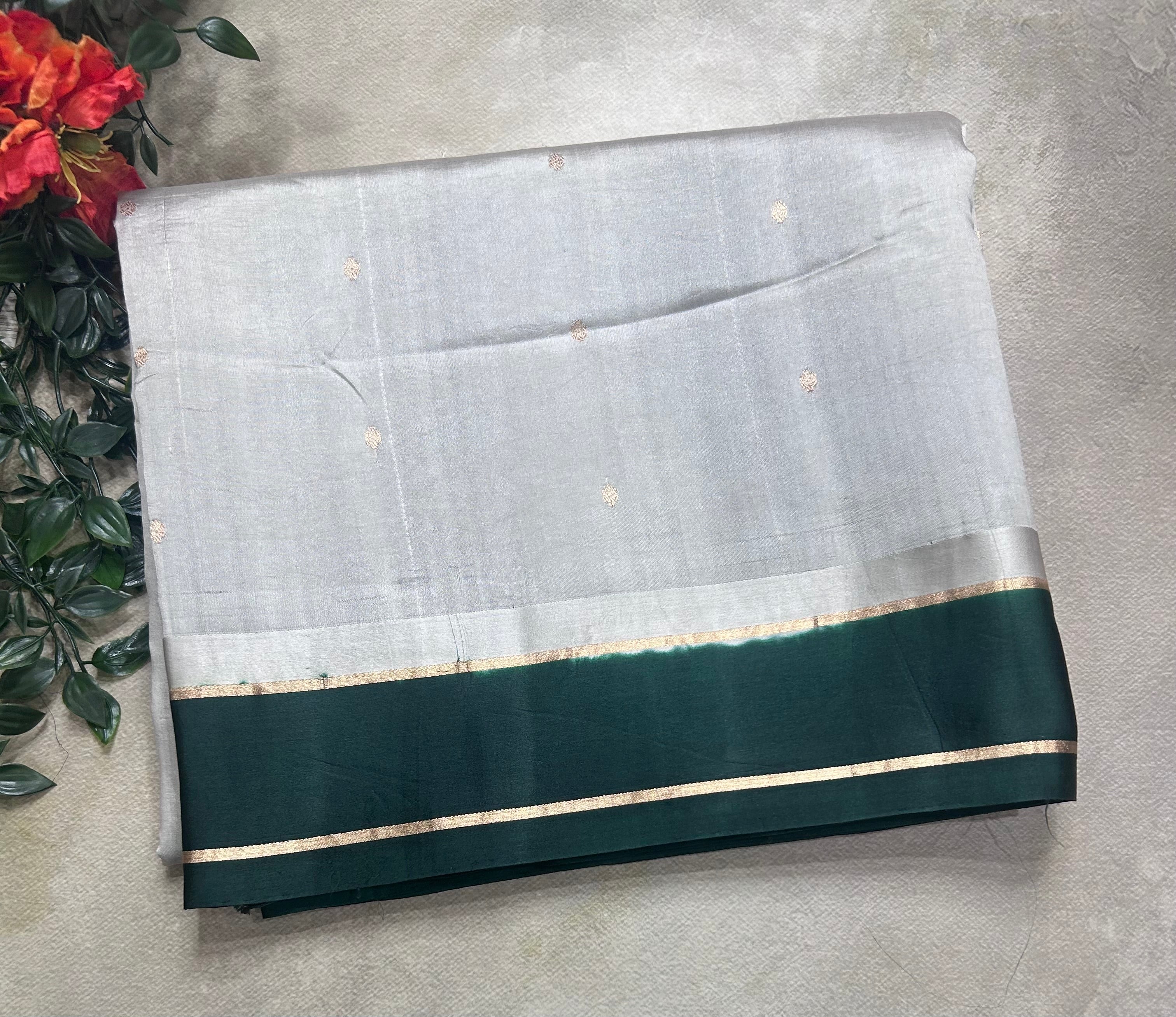 Grey benarasi lightweight silk 106 saree