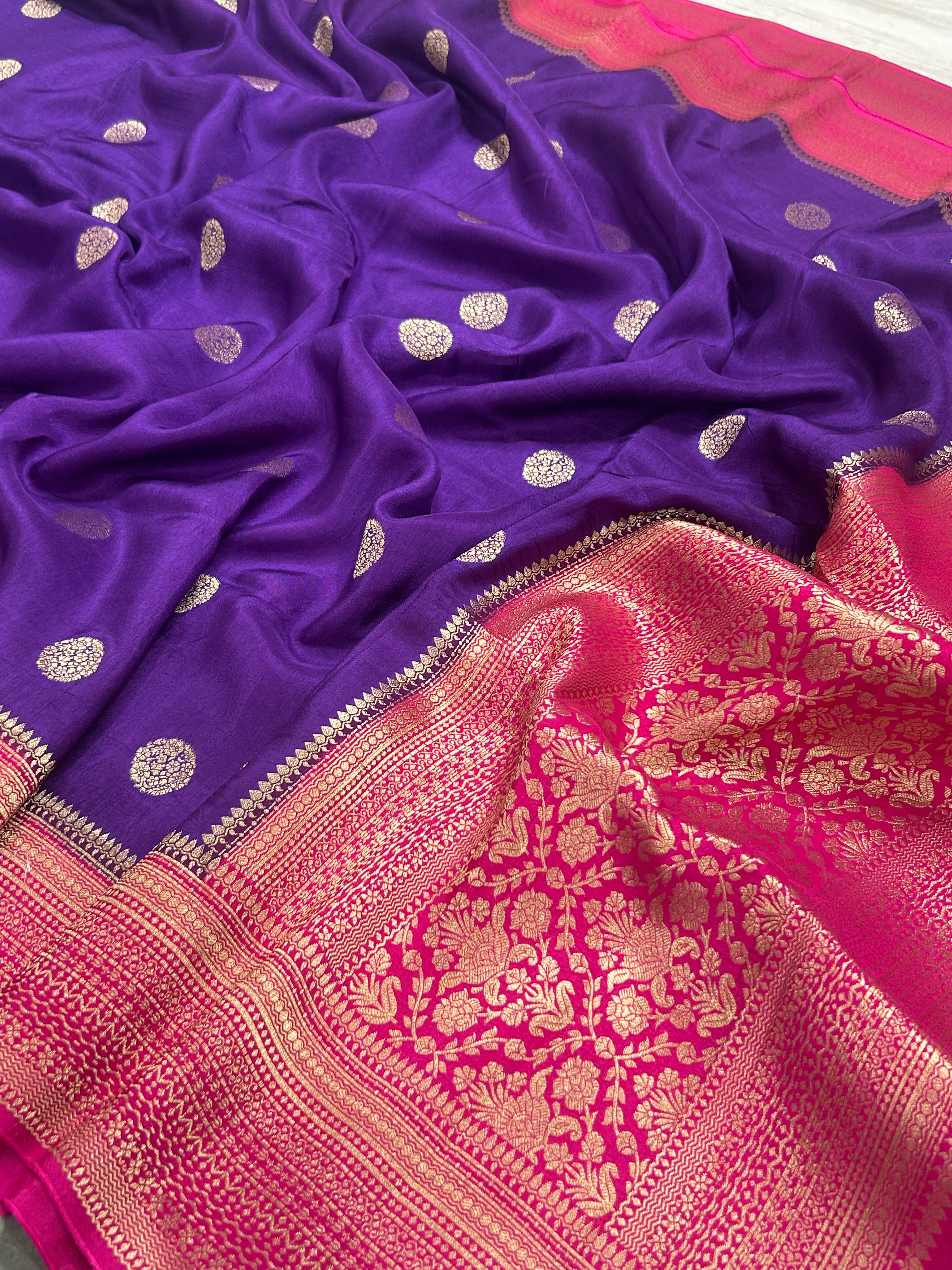 Purple n pink vintage Butta dola crepe 104 saree