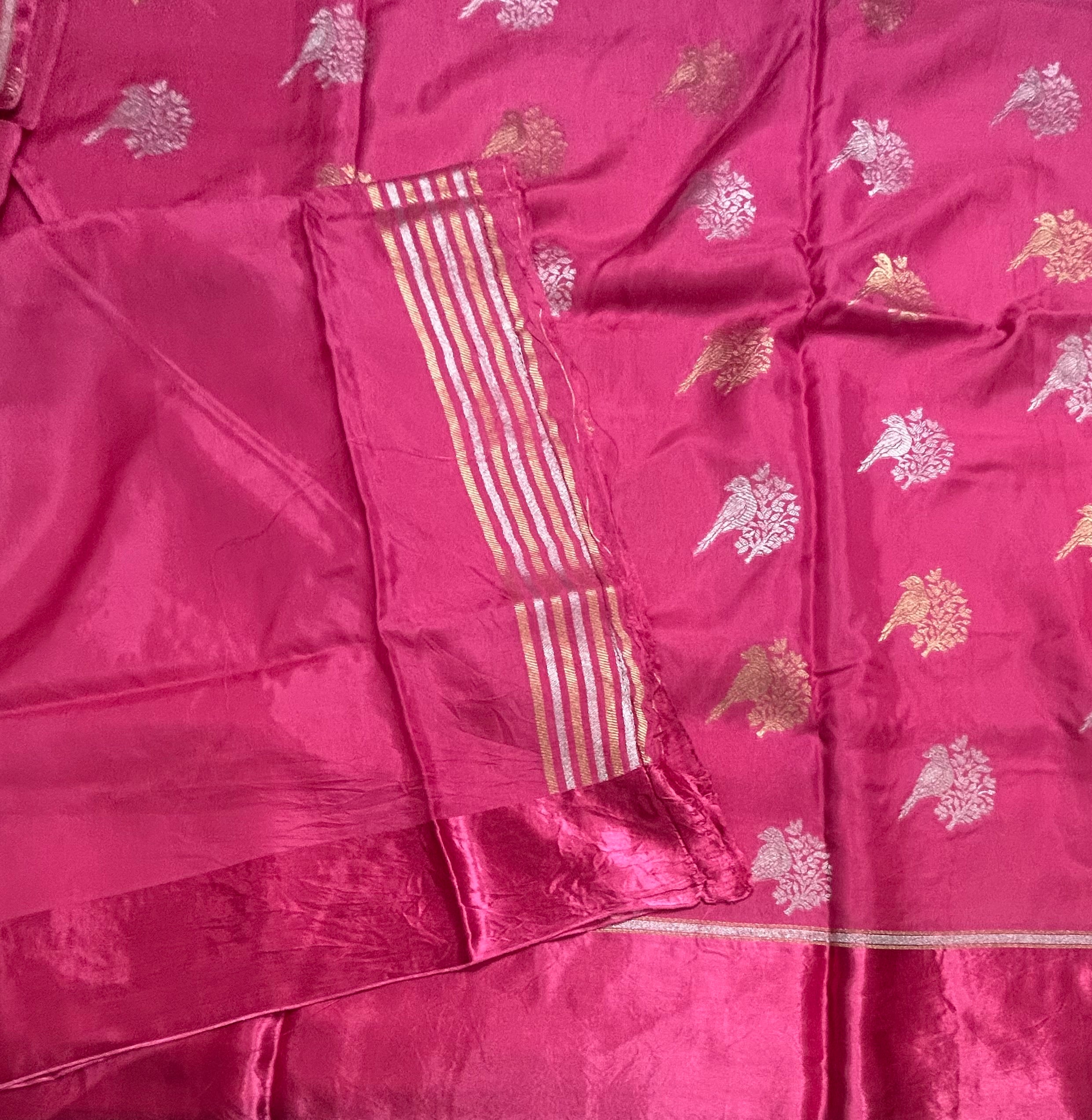 Light pink satin border dola crepe 105 saree