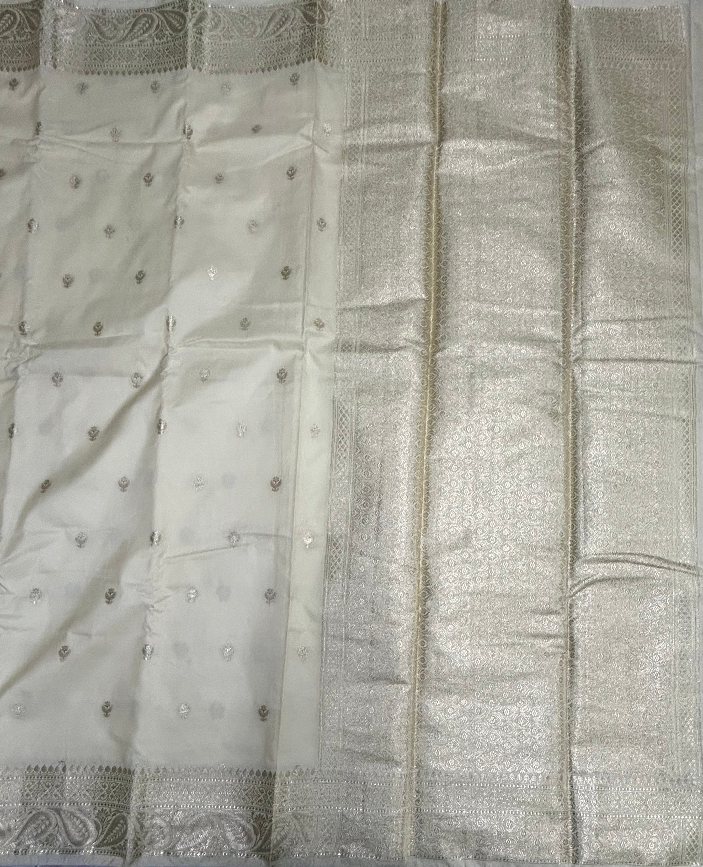 Cream small Butta Semi Kanchi saree
