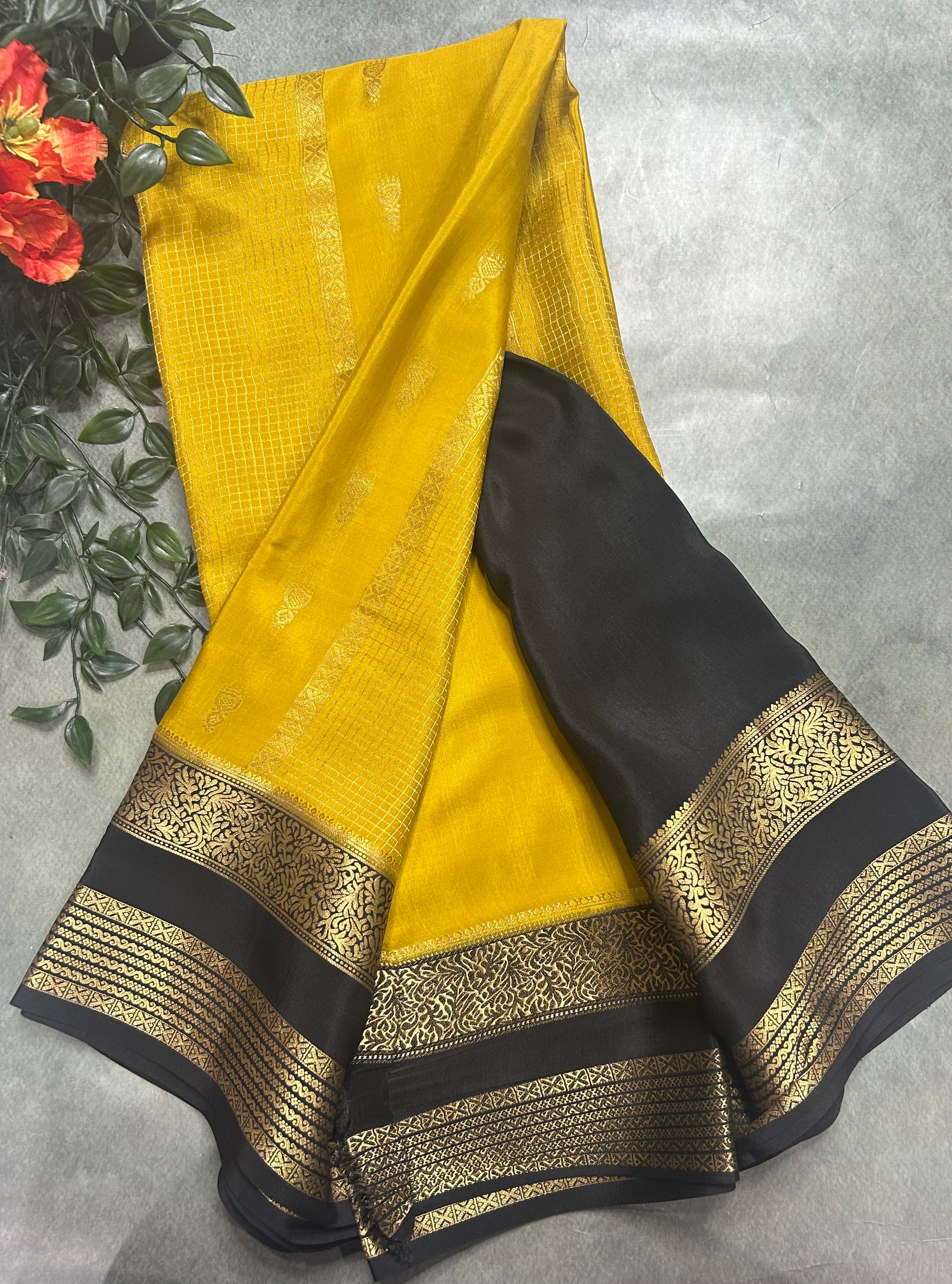 Yellow jumka Butta n bentex border pure Mysore silk saree ST105