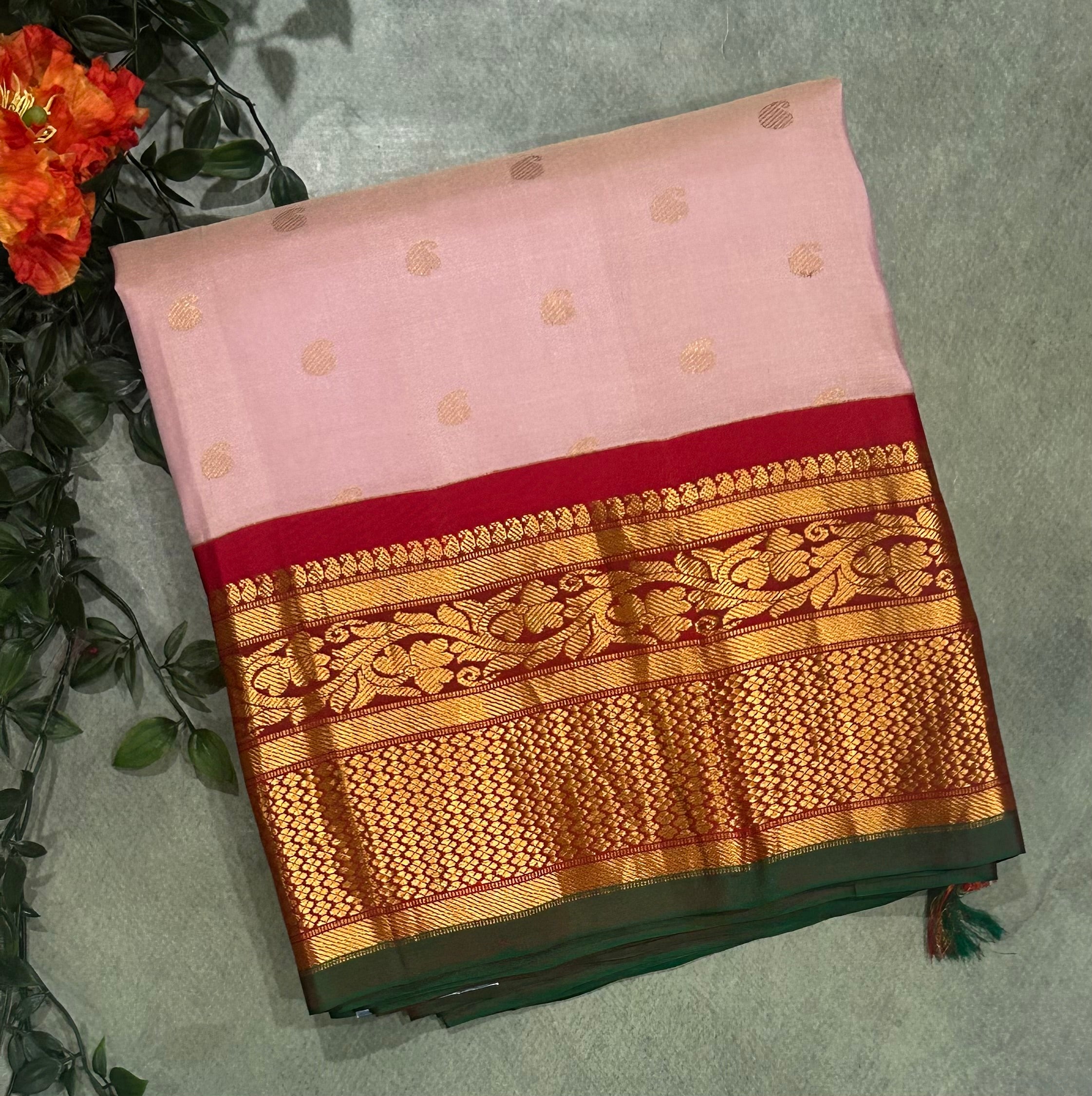 Pastel pink  small border pure Gadwal saree