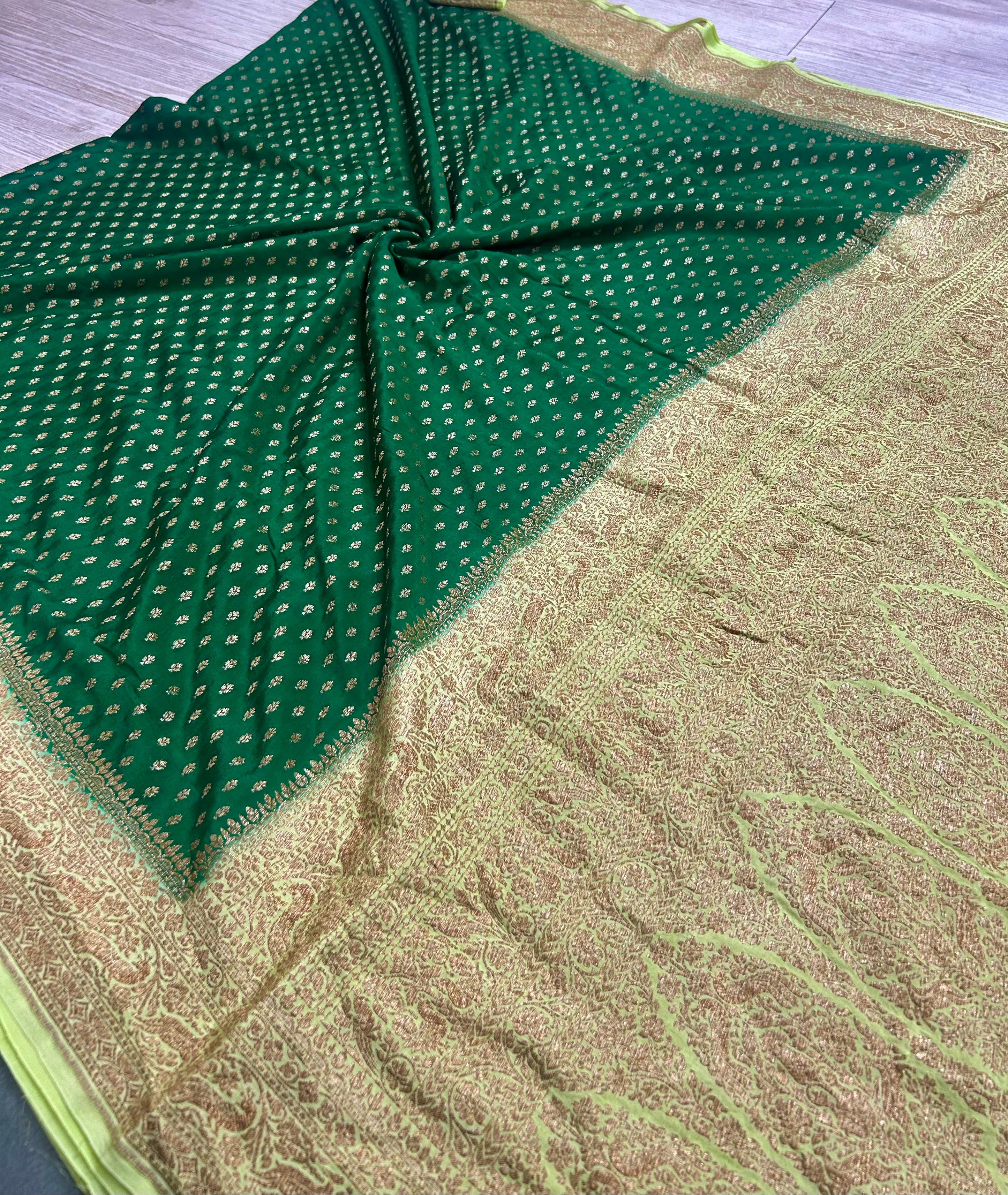 Bottle green small Butta pure Benarasi crepe 104 saree